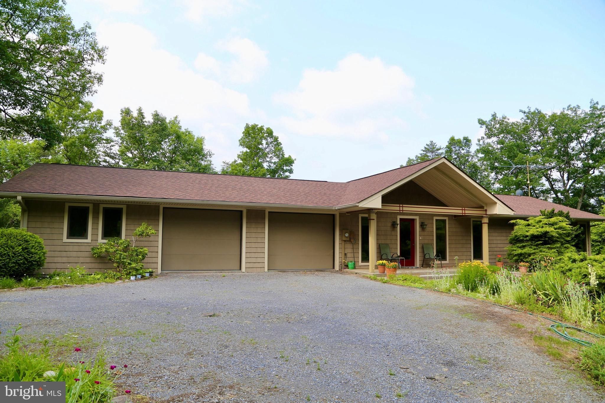 30 Acres, 302 FOX RUN ROAD, Wardensville, WV 26851 Land and Farm