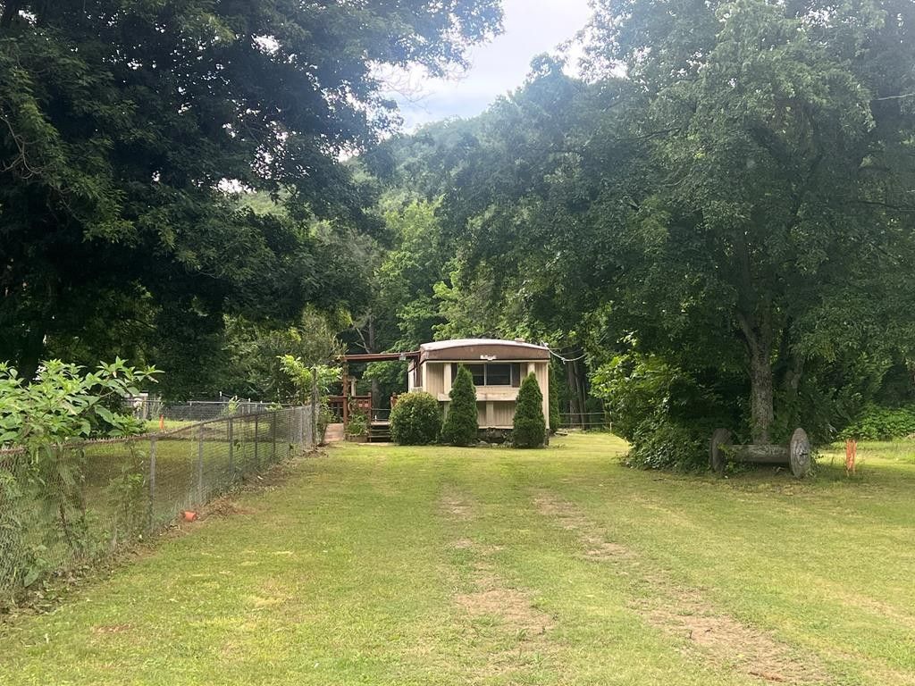 0.33 Acres, 3448 N Old Federal Road, Chatsworth, GA 30705 Land and Farm