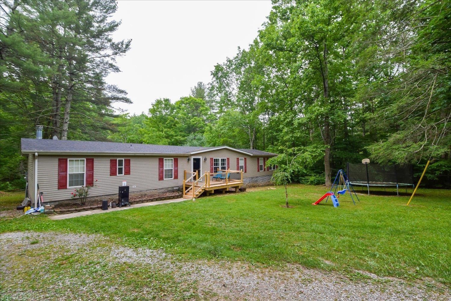 3.35 Acres, 7412 Bradshaw Road, Salem, VA 24153 Land and Farm