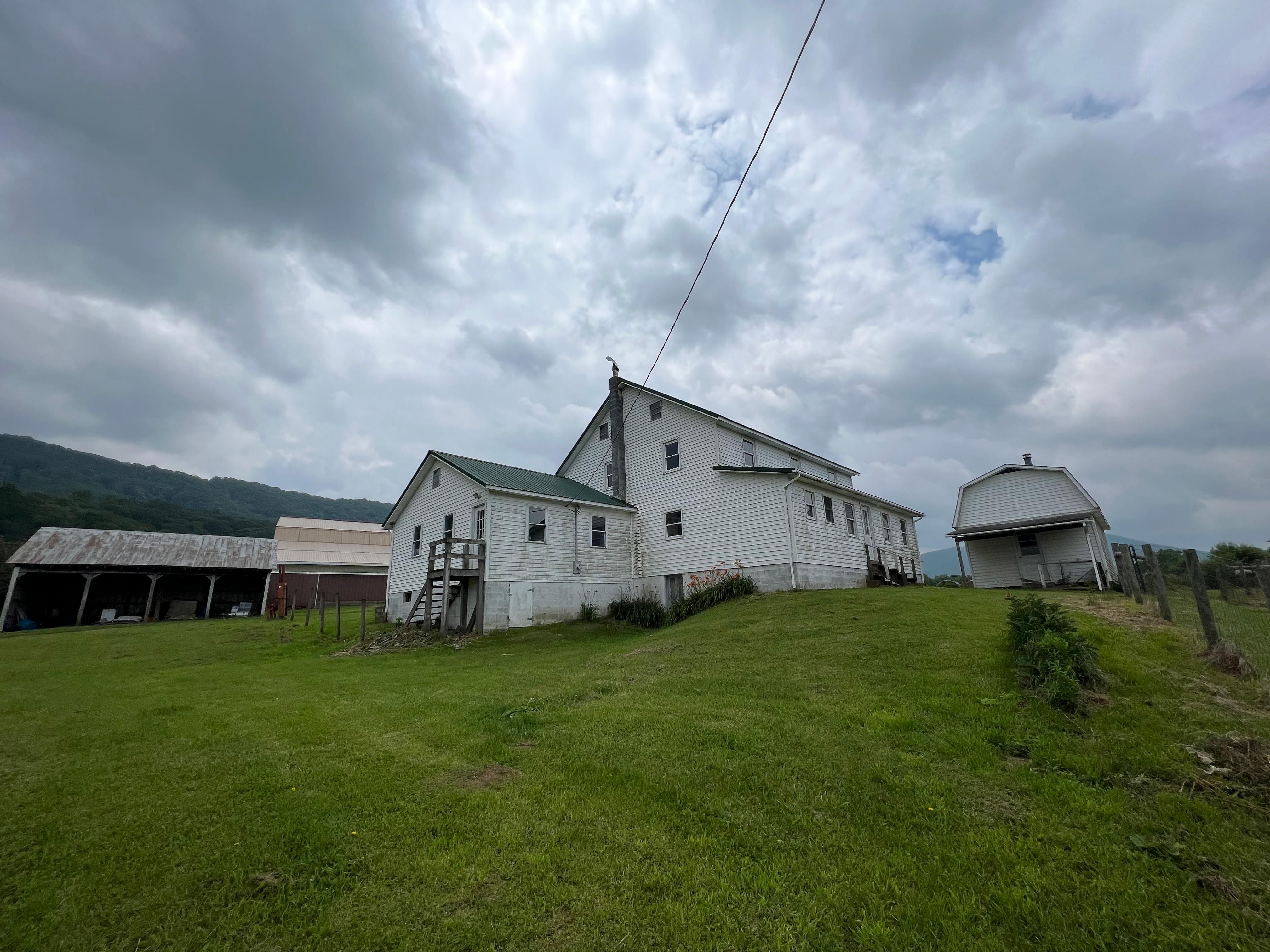 2755 West End Rd, Tazewell, VA 24651 MLS 87118 Land and Farm