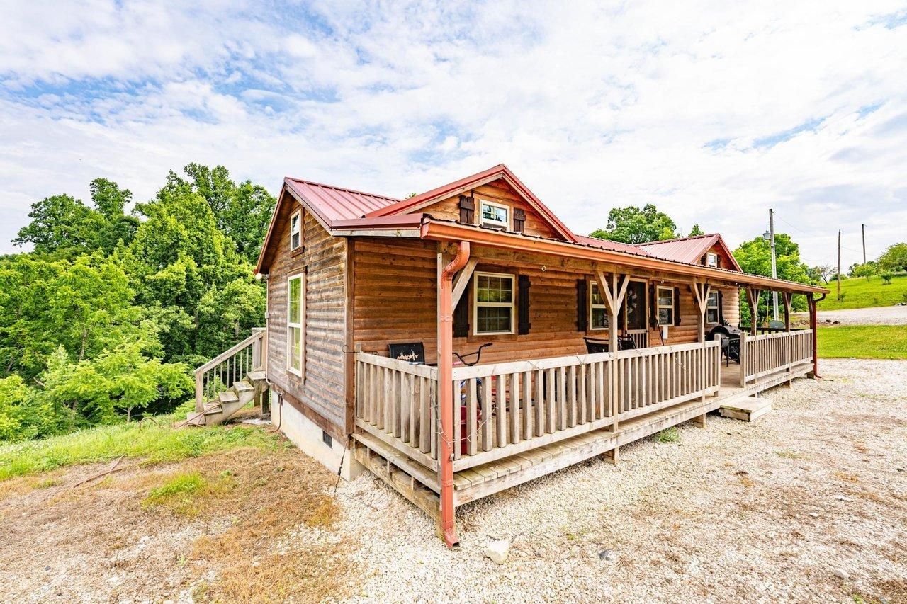 6032 Whitten Ridge Rd, Milton, WV 25541 Land and Farm