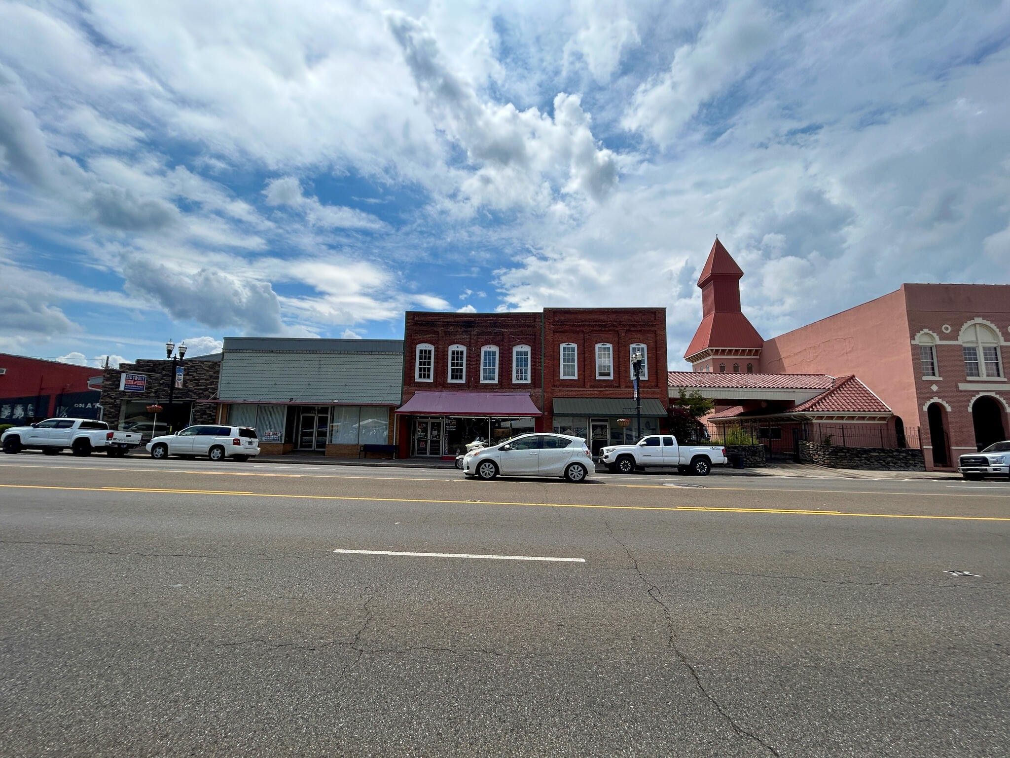 0.09 Acres, 726 Tennessee Avenue, Etowah, TN 37331 Land and Farm