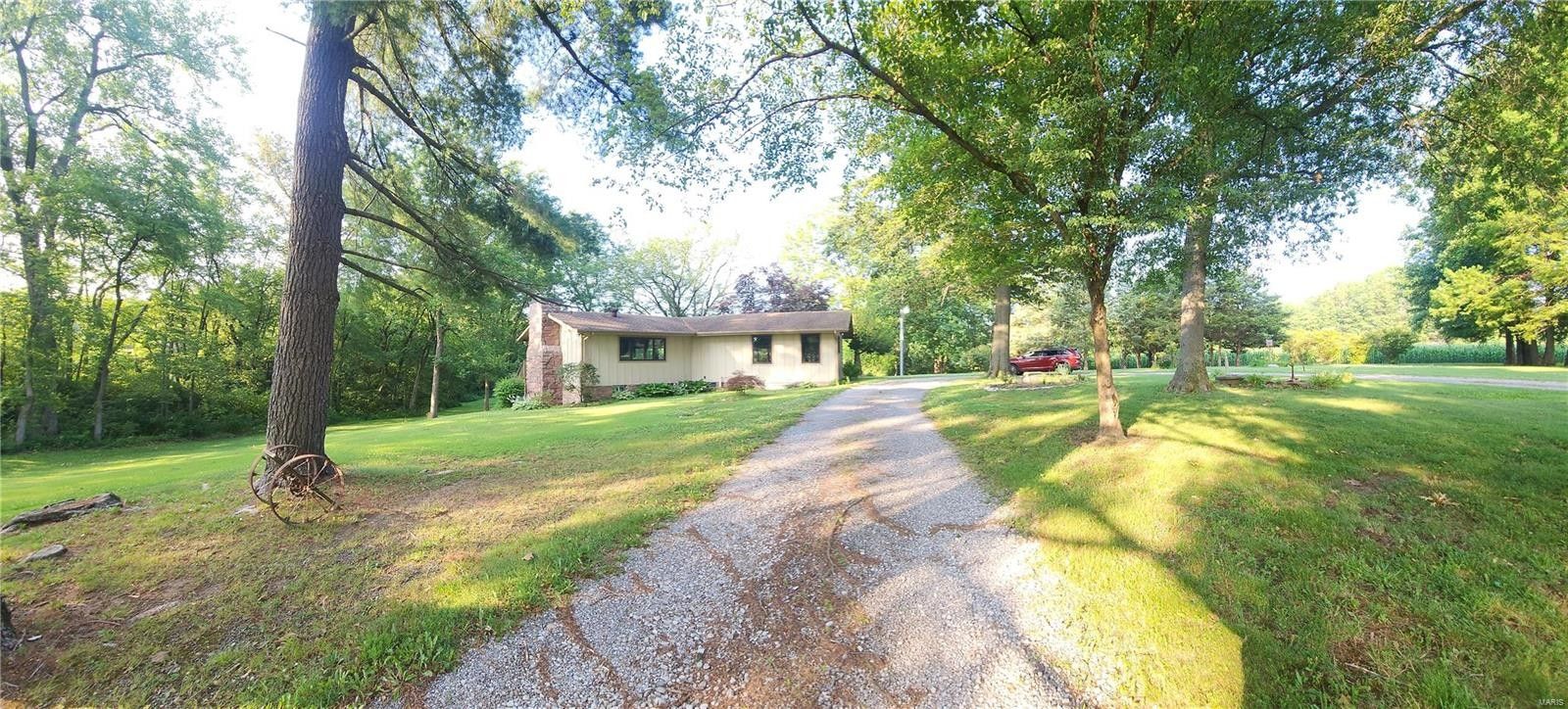 5 Acres, 7806 Runyon Road, Edwardsville, IL 62025 Land and Farm