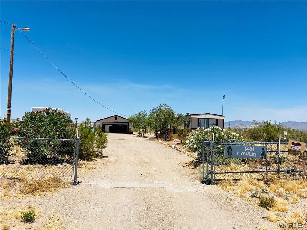2 Acres, 1481 S Cowlic Road, Golden Valley, AZ 86413 Land and Farm