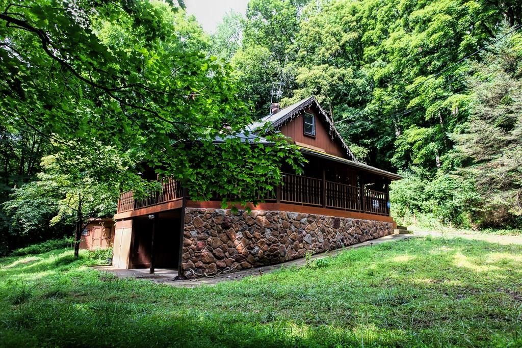 7.66 Acres, 1934 Engedi Lane, Saxton, PA 16678 Land and Farm