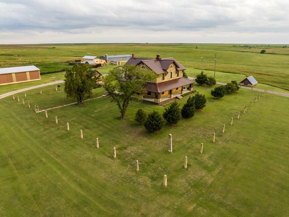 2680 Grants Villa Road, Victoria, KS 67671 MLS Ellis 42 Land and Farm