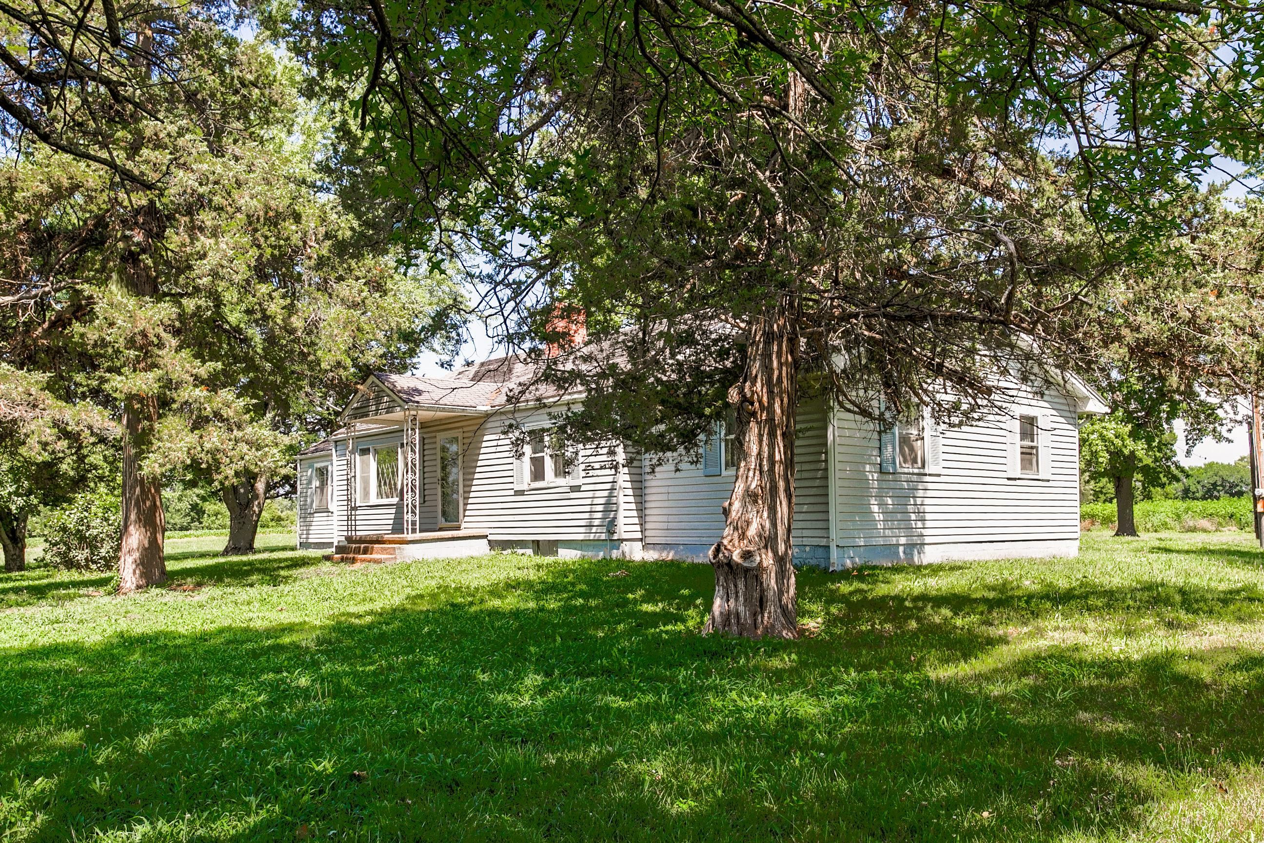 25 Acres, 2333 Sand Creek Road, Ottawa, KS 66067 Land and Farm