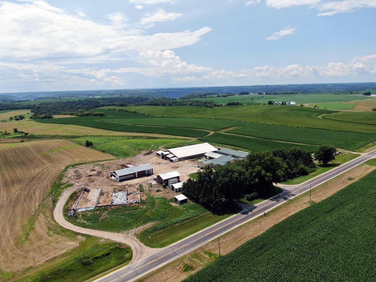 25909 County Road 102, Lewiston, MN 55952 Land and Farm