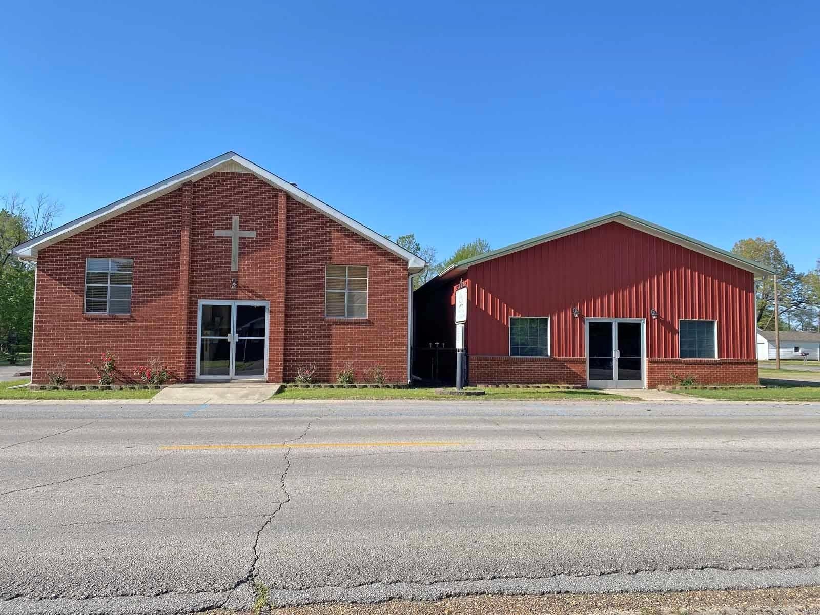 0.37 Acres, 405 West Main, Bernie, MO 63822 Land and Farm