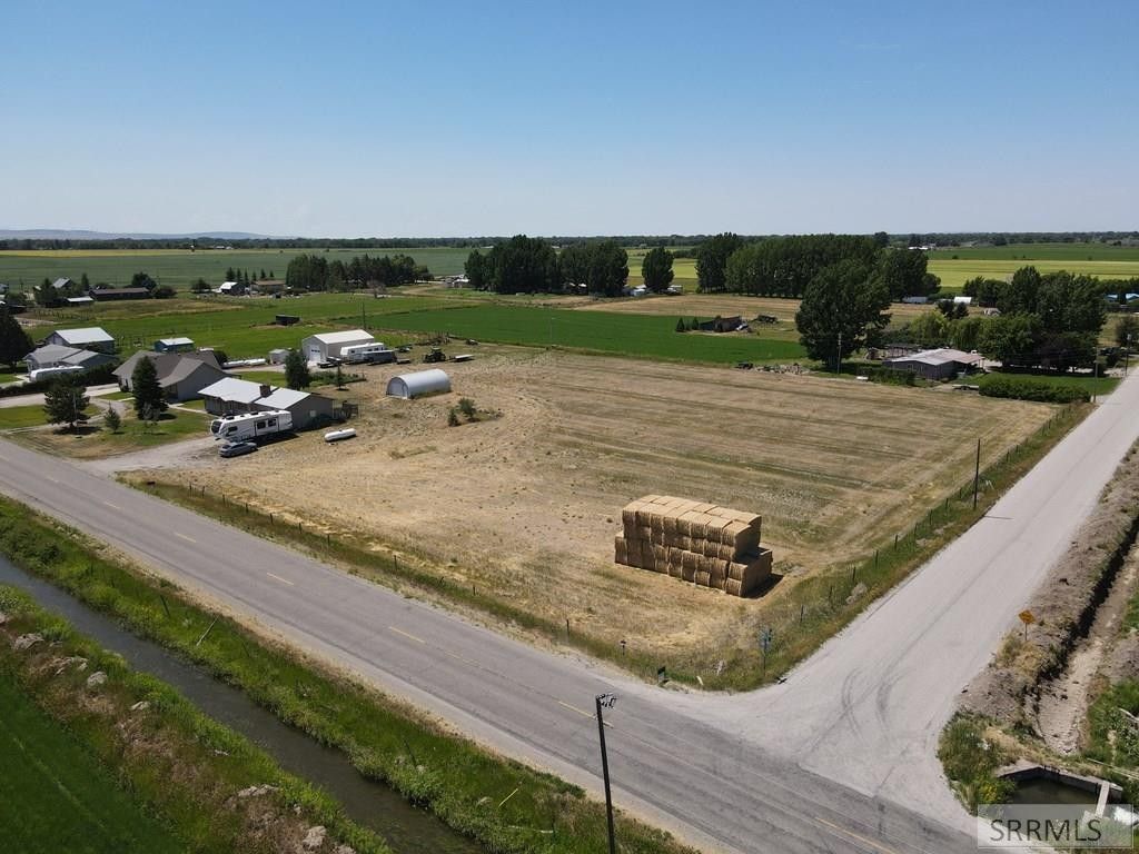 1 Acres, L6 Blk 1 S 600 E, Rexburg, ID 83440 Land and Farm