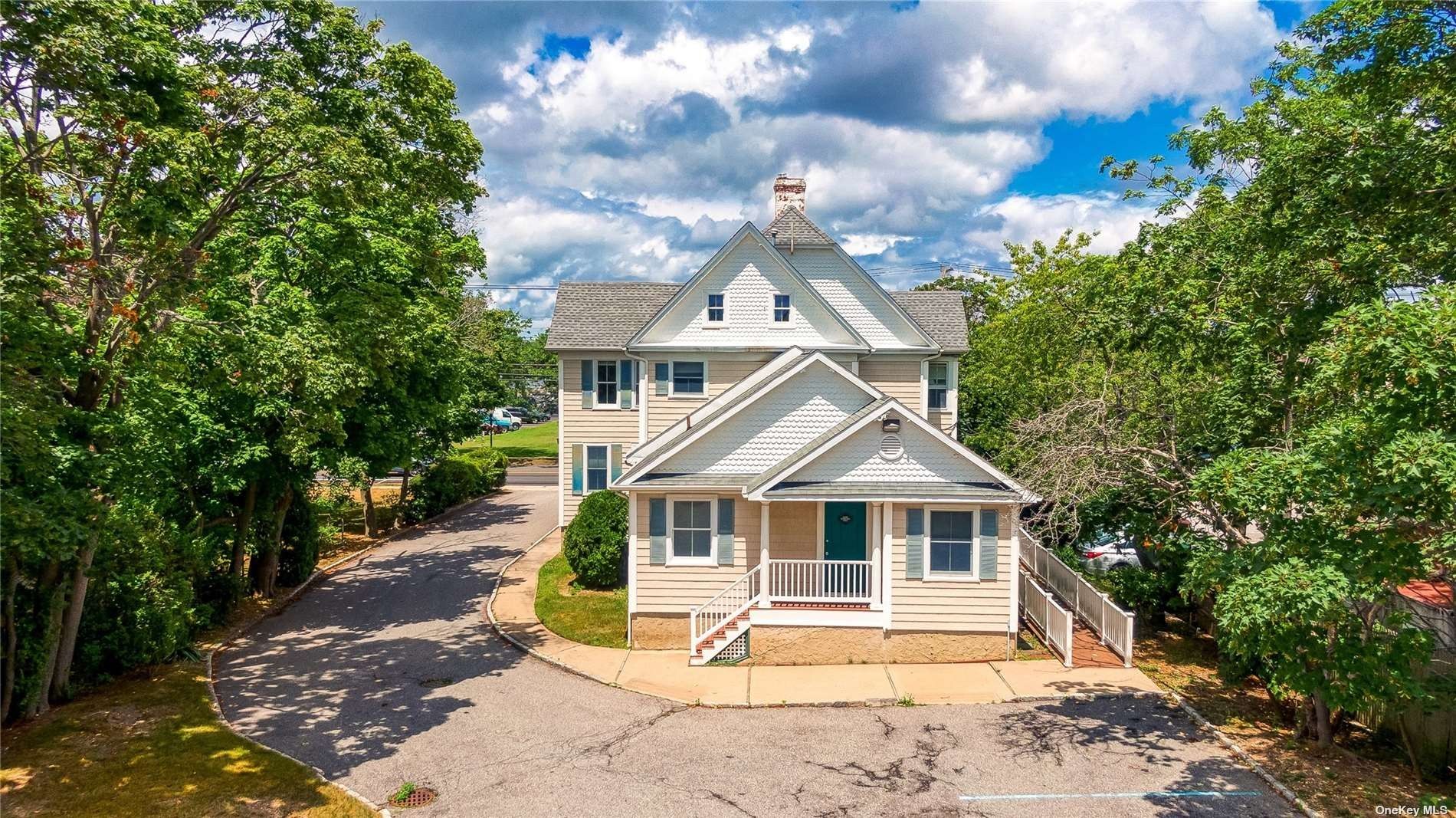 0.39 Acres, 164 W Main Street, Babylon, NY 11702 Land and Farm