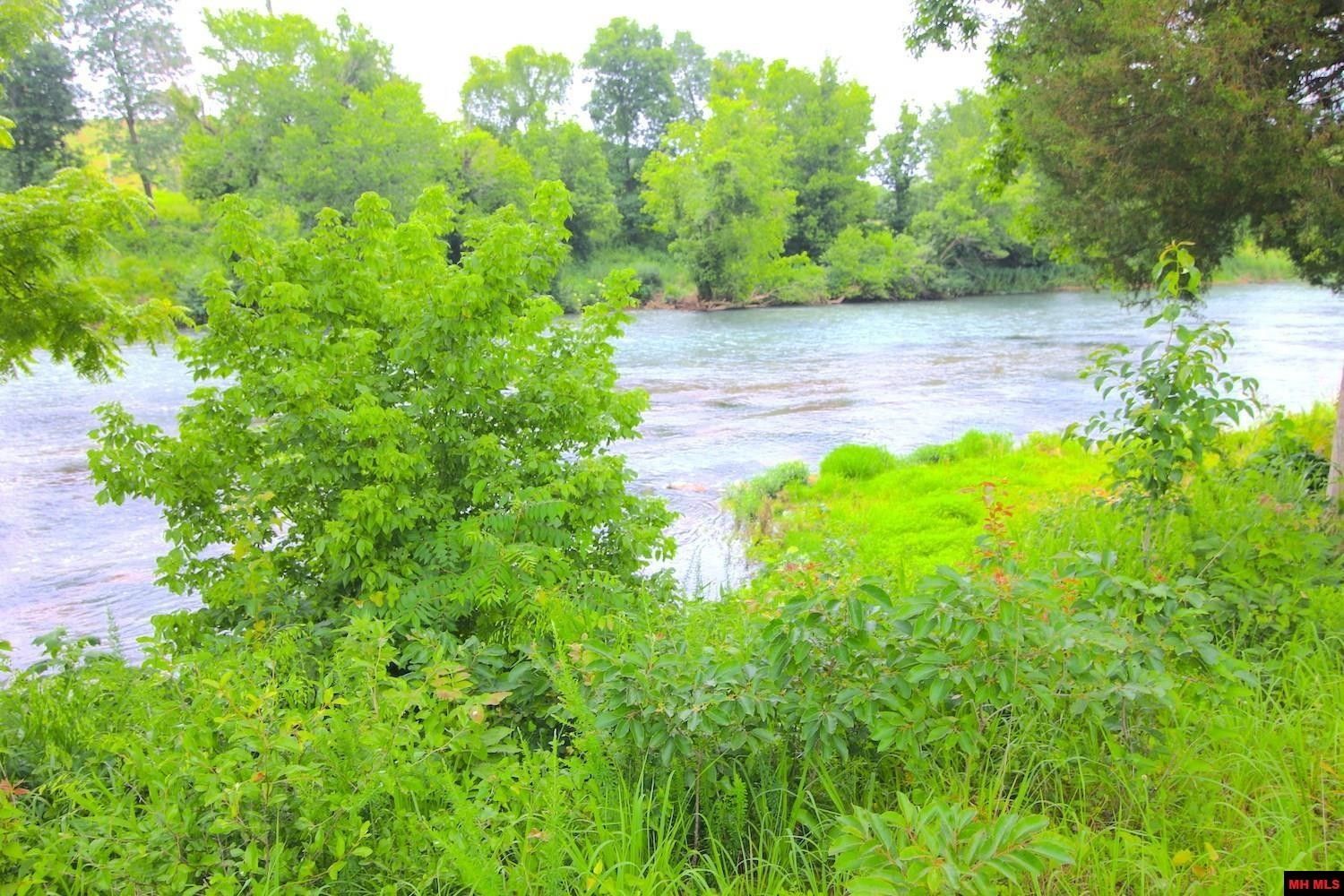 1.25 Acres, Lot 23 SPRING RIVER LANDING, Mammoth Spring, AR 72554