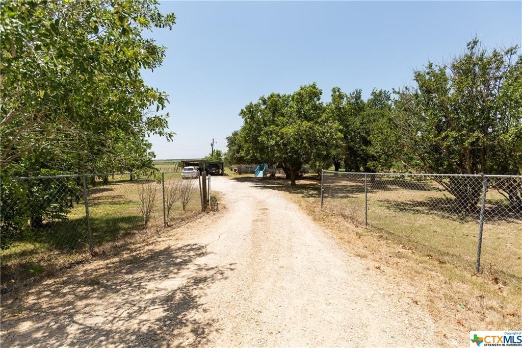 1.36 Acres, 1011 County Road 112, Buckholts, TX 76518 Land and Farm