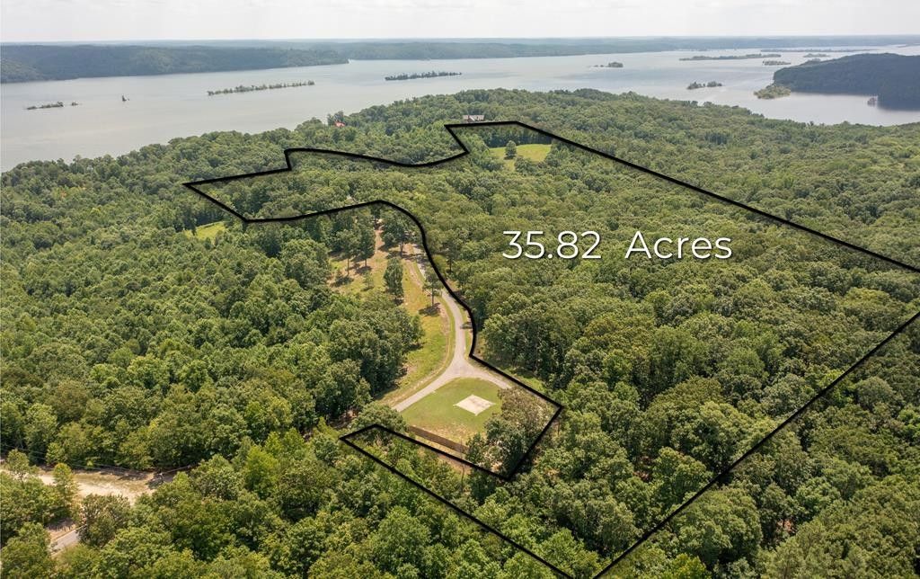 35.82 Acres, Lot 20a River Oaks Dr, Big Sandy, TN 38221 Land and Farm