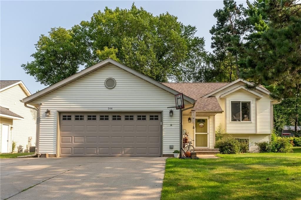 0.2 Acres, 744 Hewitt Street, Eau Claire, WI 54703 Land and Farm