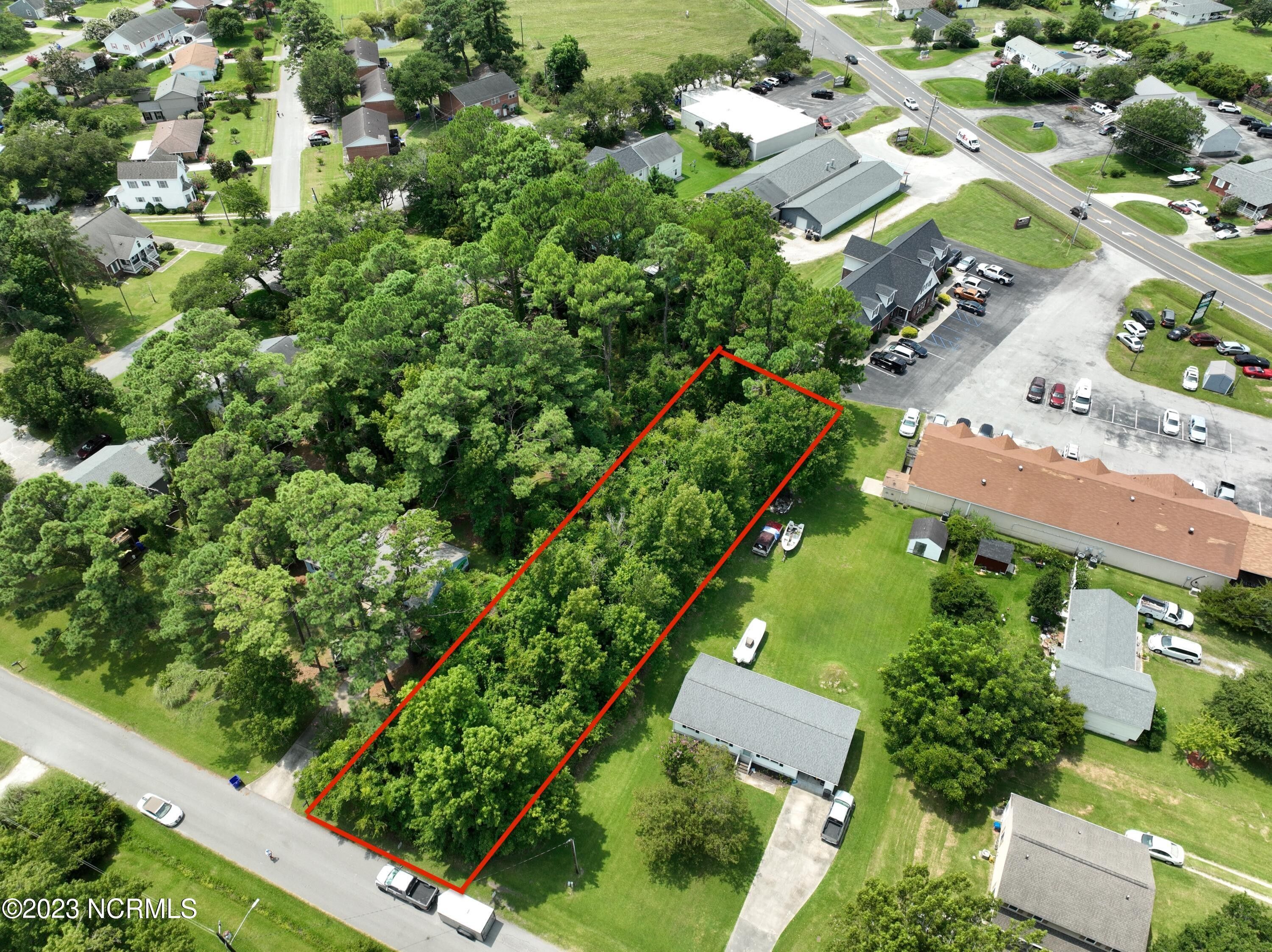 0.35 Acres, 404 Sycamore Drive, Beaufort, NC 28516 Land and Farm