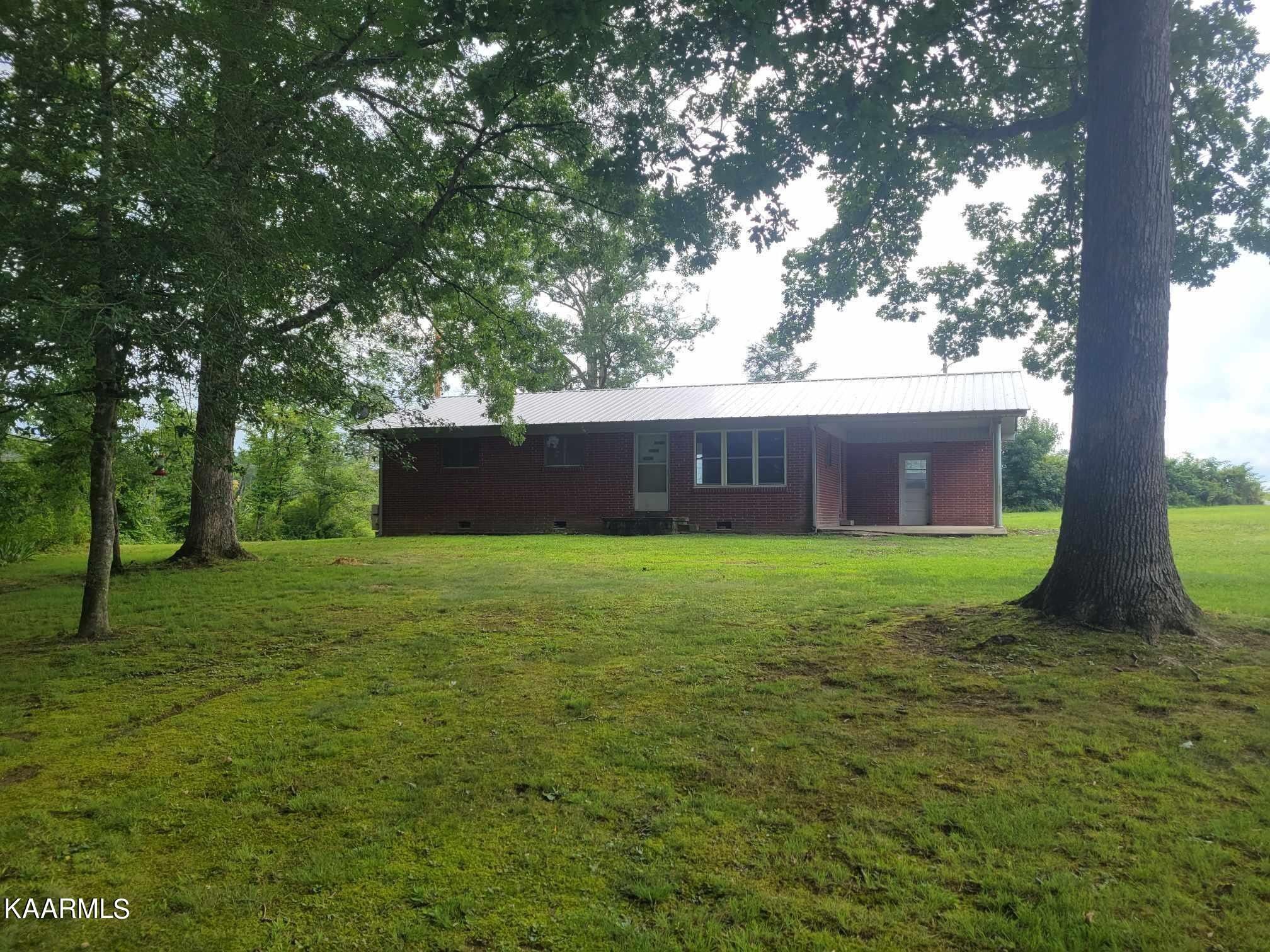 1 Acres, 2011 Big Ridge Rd, Oneida, TN 37841 Land and Farm