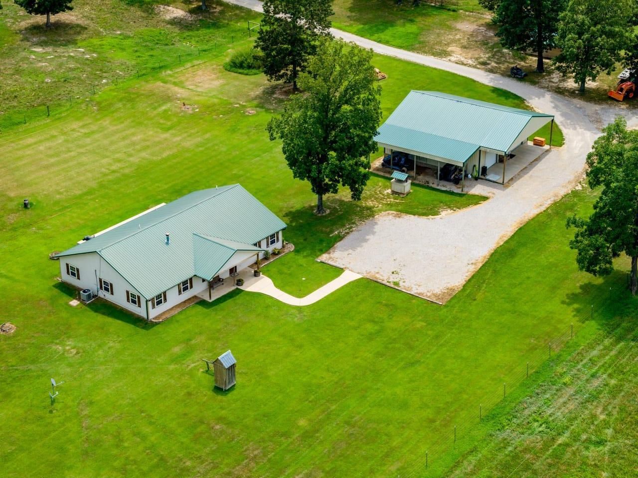 165 Acres, 1756 Hickory Flat Rd, Evening Shade, AR 72532 Land and Farm