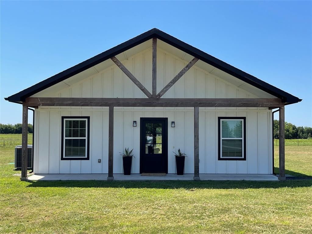 2.5 Acres, 1014 County Road 1235, Savoy, TX 75479 Land and Farm