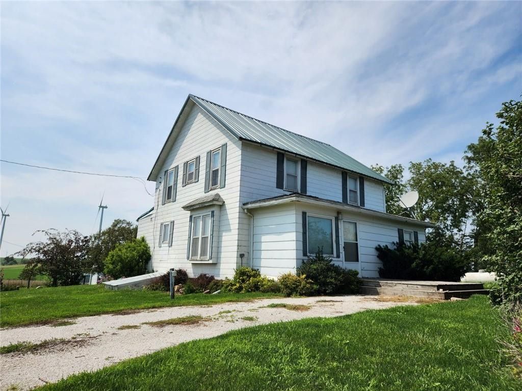 3.67 Acres, 3143 York Avenue, Macksburg, IA 50155 Land and Farm