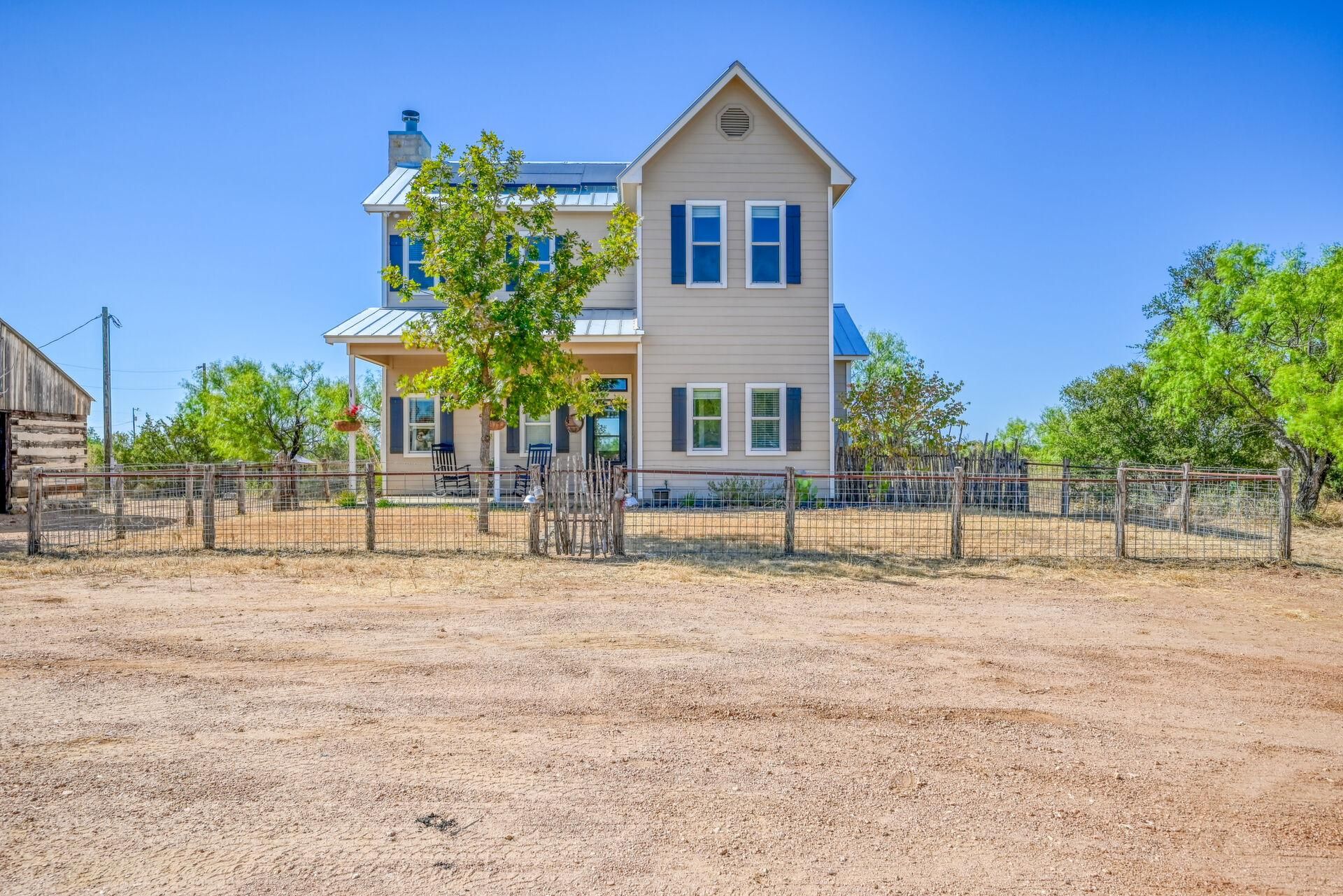 4550 Texas 29, Llano, TX 78643 MLS 165564 Land and Farm