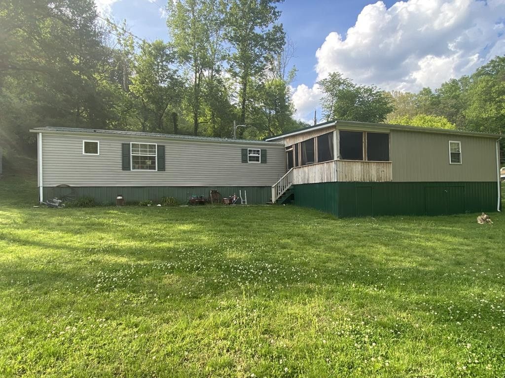 0.3 Acres, 55 Tom Hollow, Van Lear, KY 41265 Land and Farm