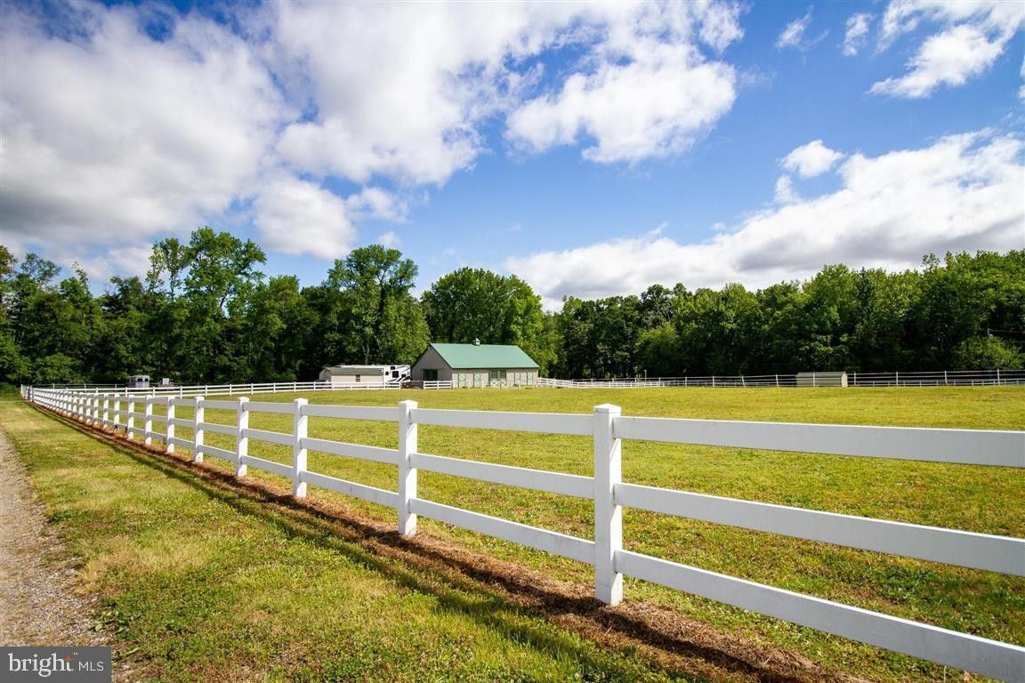 20.76 Acres, 407 STOW CREEK ROAD, Bridgeton, NJ 08302 Land and Farm