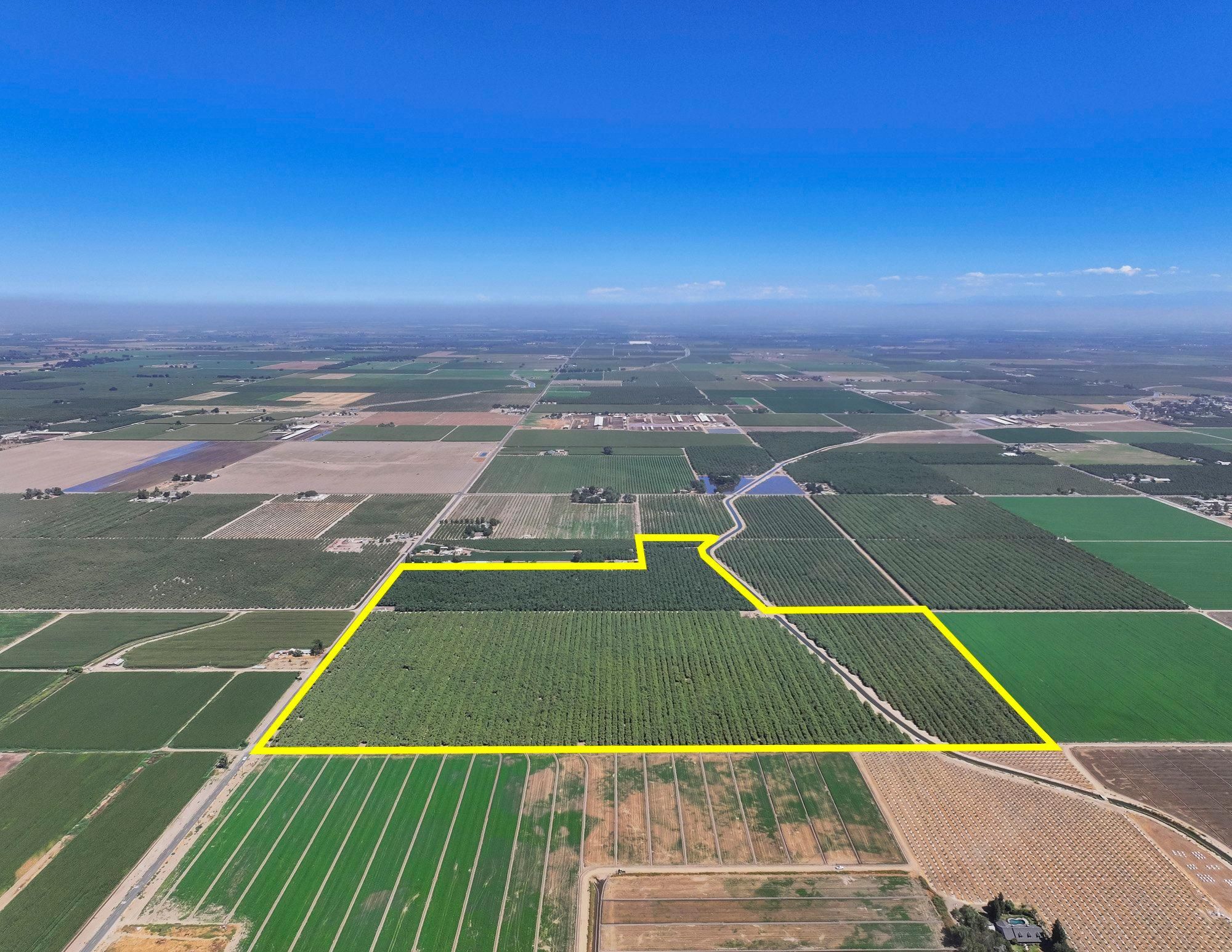 114.36 Acres, 10491 16th Avenue, Lemoore, CA 93245 Land and Farm