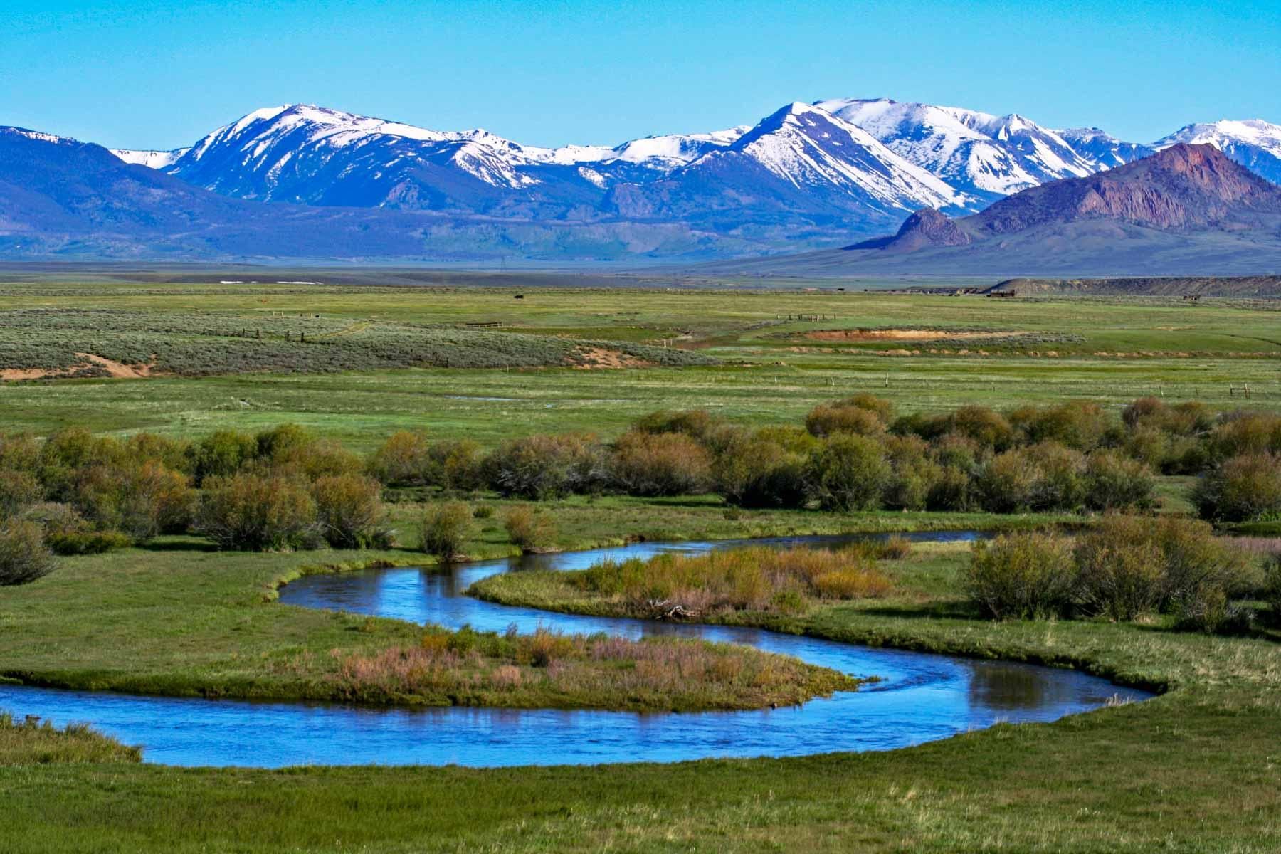 9,286 acres in Walden, CO, 80480 Land and Farm