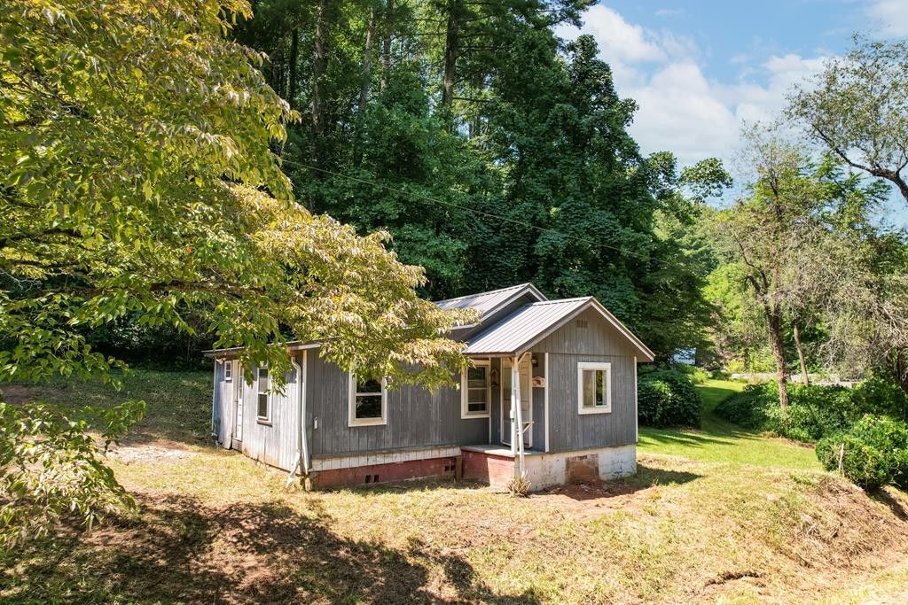 0.61 Acres, 2001 Mashburn Branch Road, Franklin, NC 28734 | Land and Farm