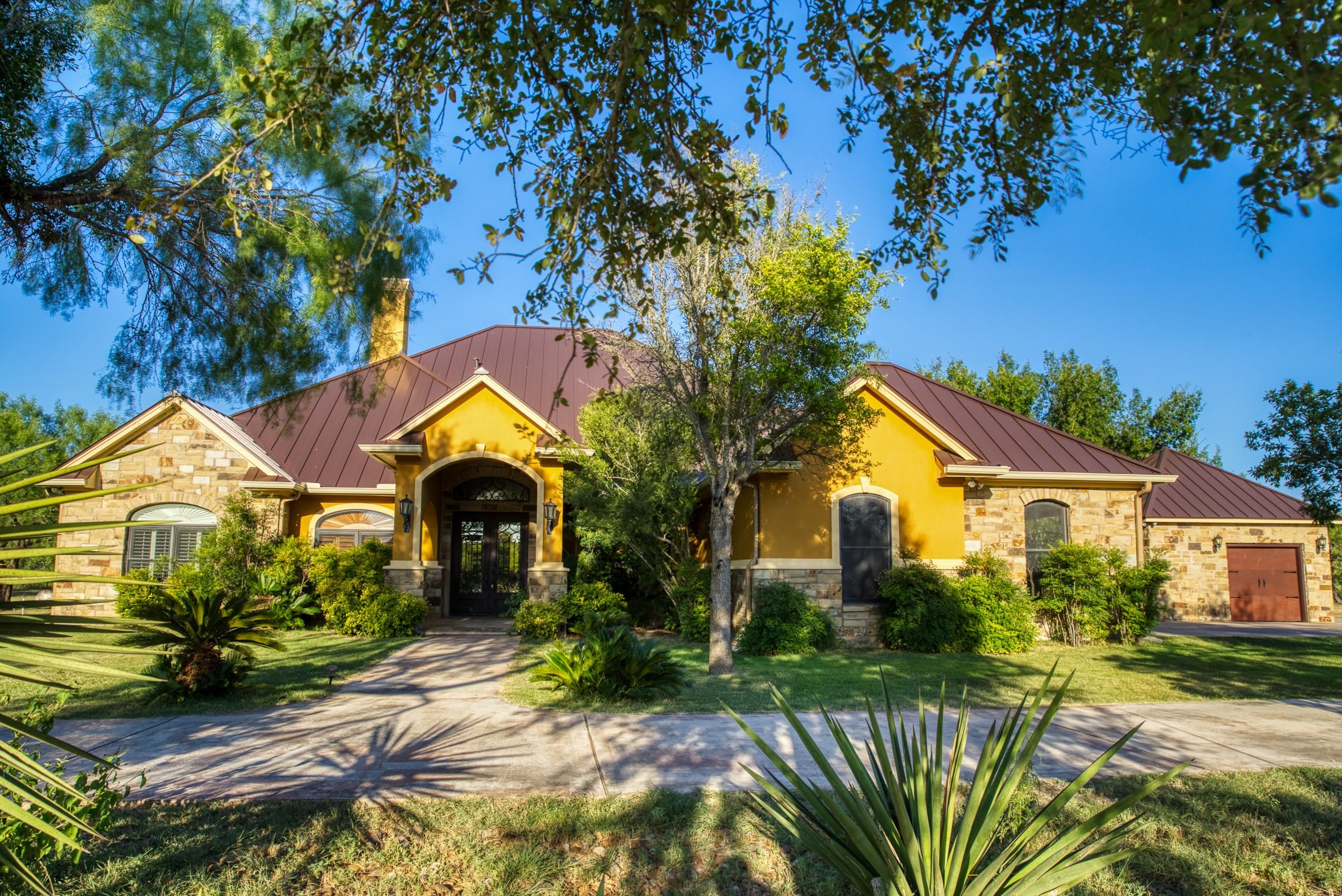 13 Acres, 122 Pvt Rd 3850 Pav, Utopia, TX 78884 Land and Farm