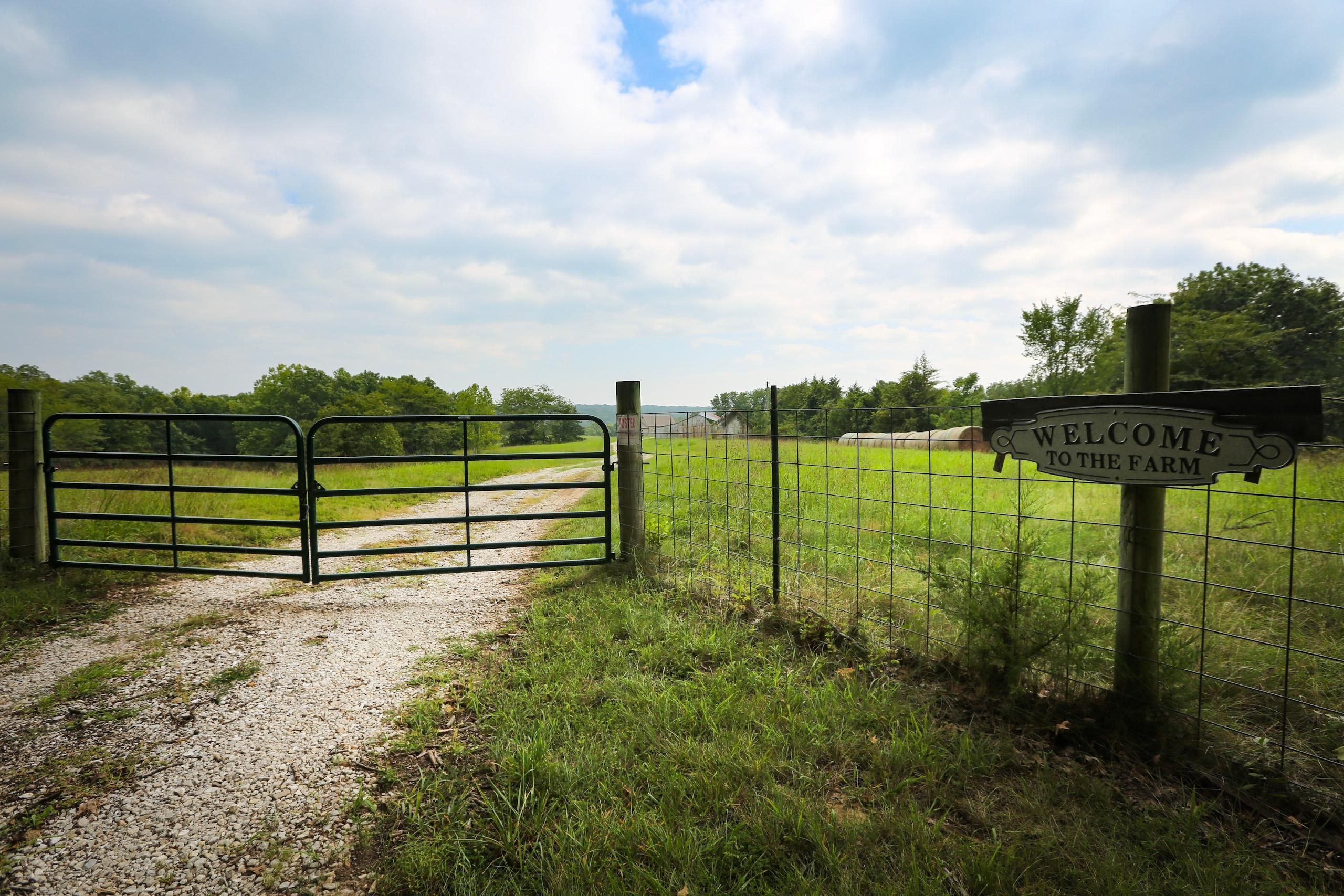 436 County Road 125, Higbee, MO 65257 Land and Farm