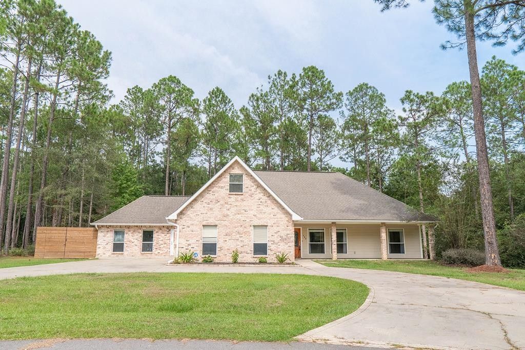 1.5 Acres, 109 Bay Meadows Dr., Carriere, MS 39426 Land and Farm