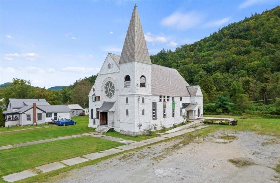 0.86 Acres, 3310 VT 346, Pownal, VT 05261 Land and Farm