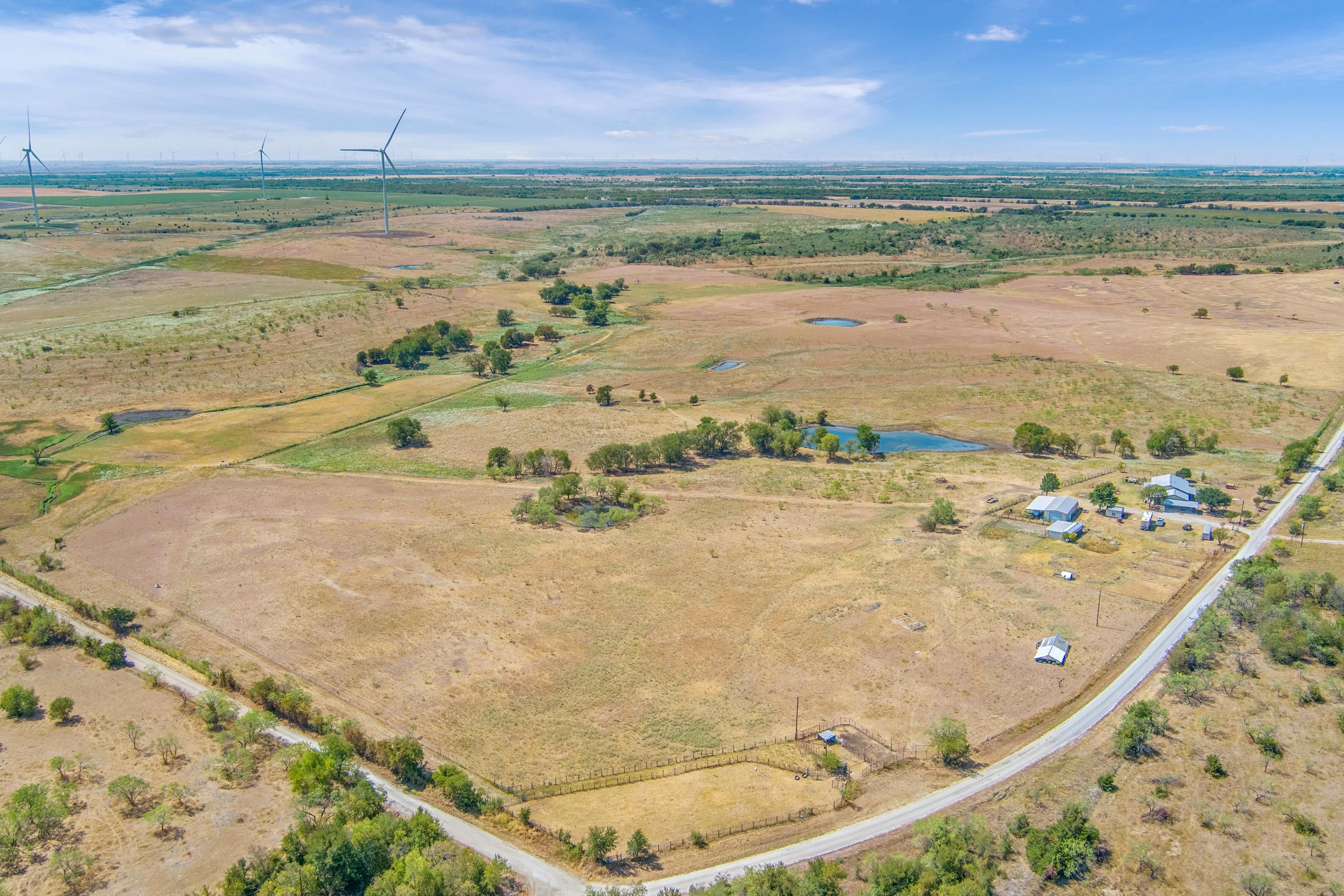 21481 SW County Rd 4040, Dawson, TX 76639 Land and Farm