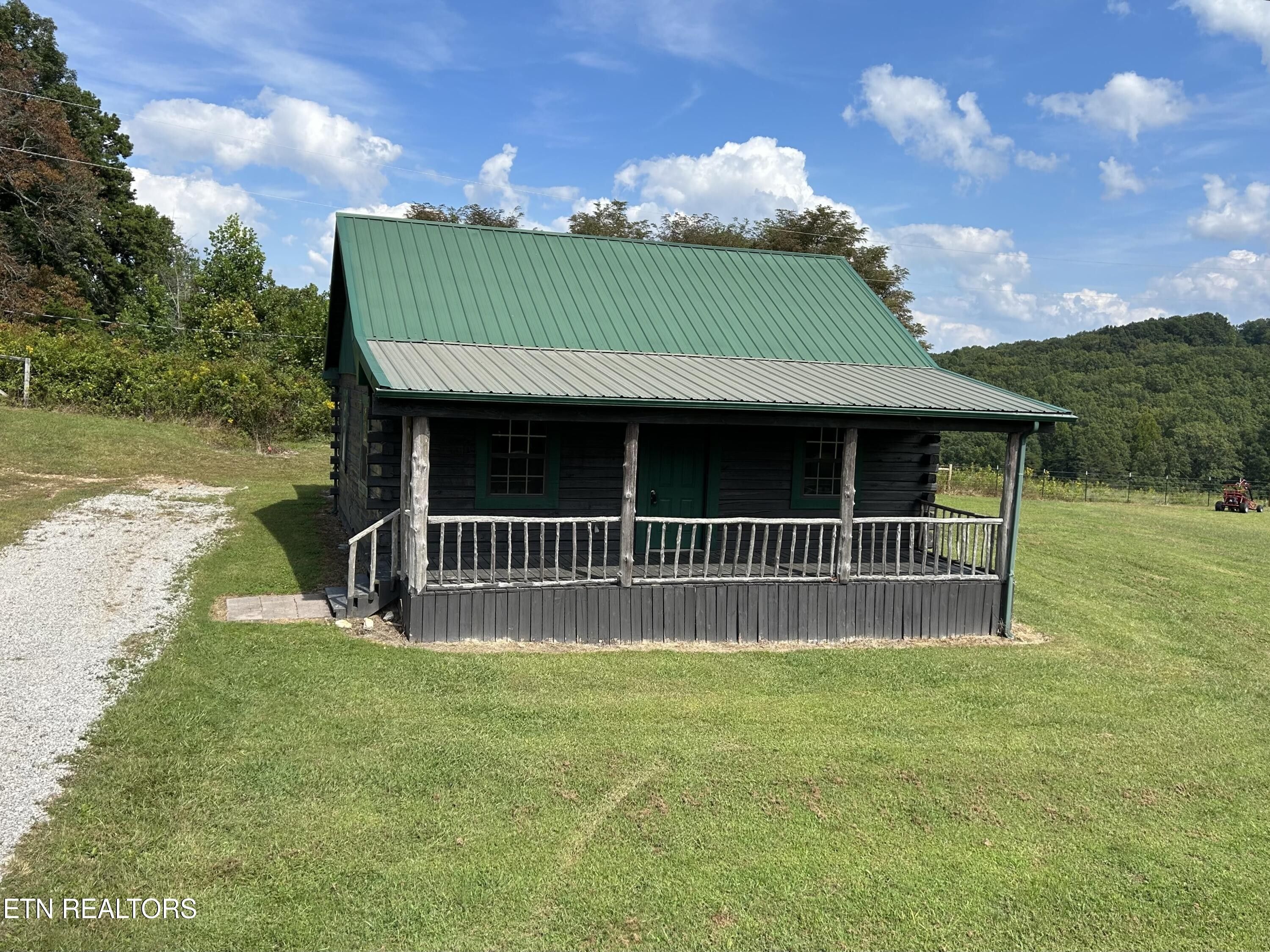 1.15 Acres, 201 Noah Lane, LaFollette, TN 37766 Land and Farm