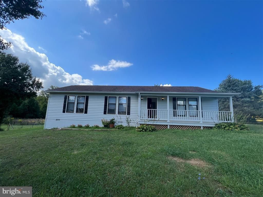 5 Acres, 5127 SUMERDUCK ROAD, Sumerduck, VA 22742 Land and Farm