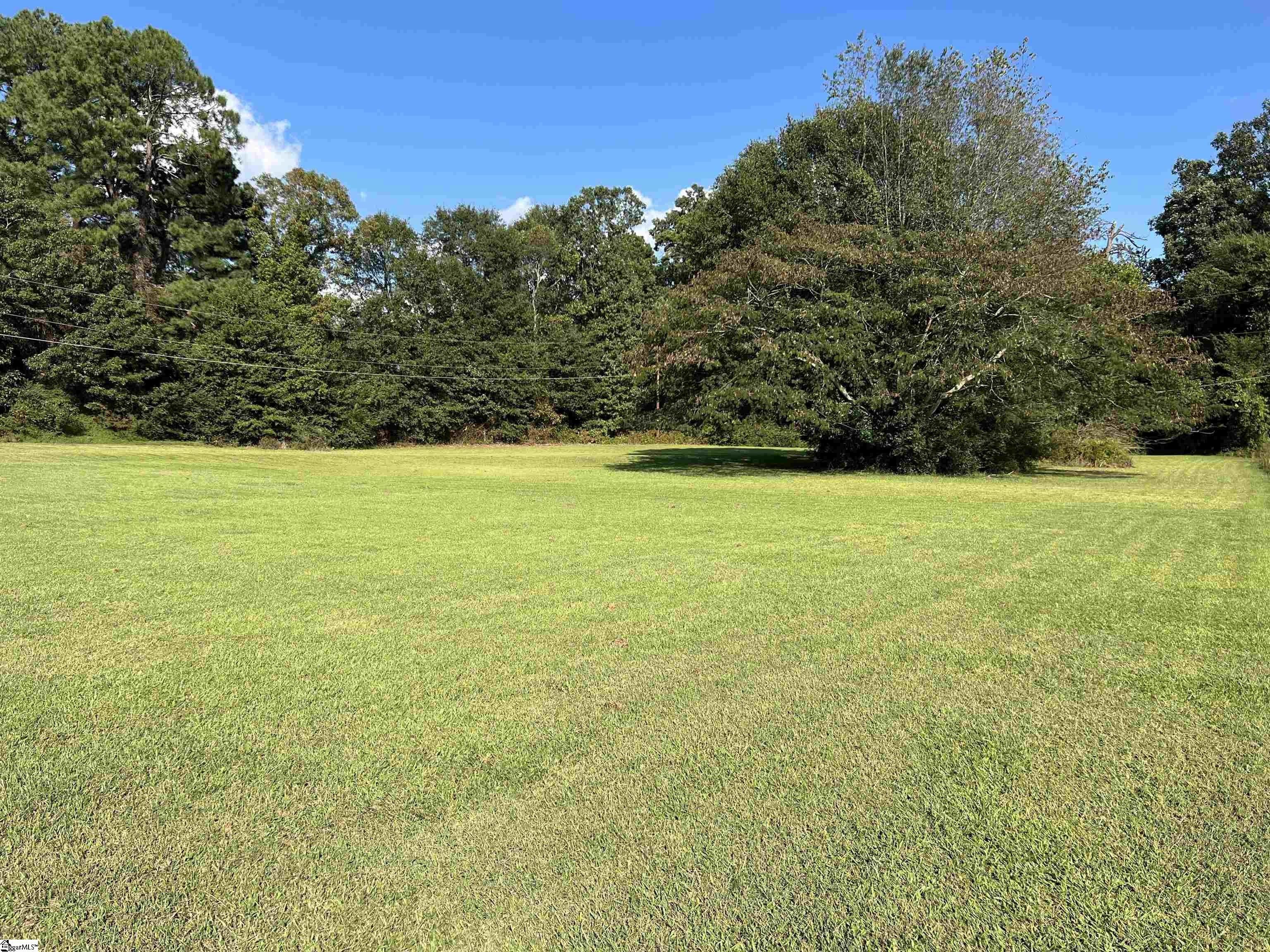 0.97 Acres, 111 Lacey Lane, Spartanburg, SC 29301 Land and Farm