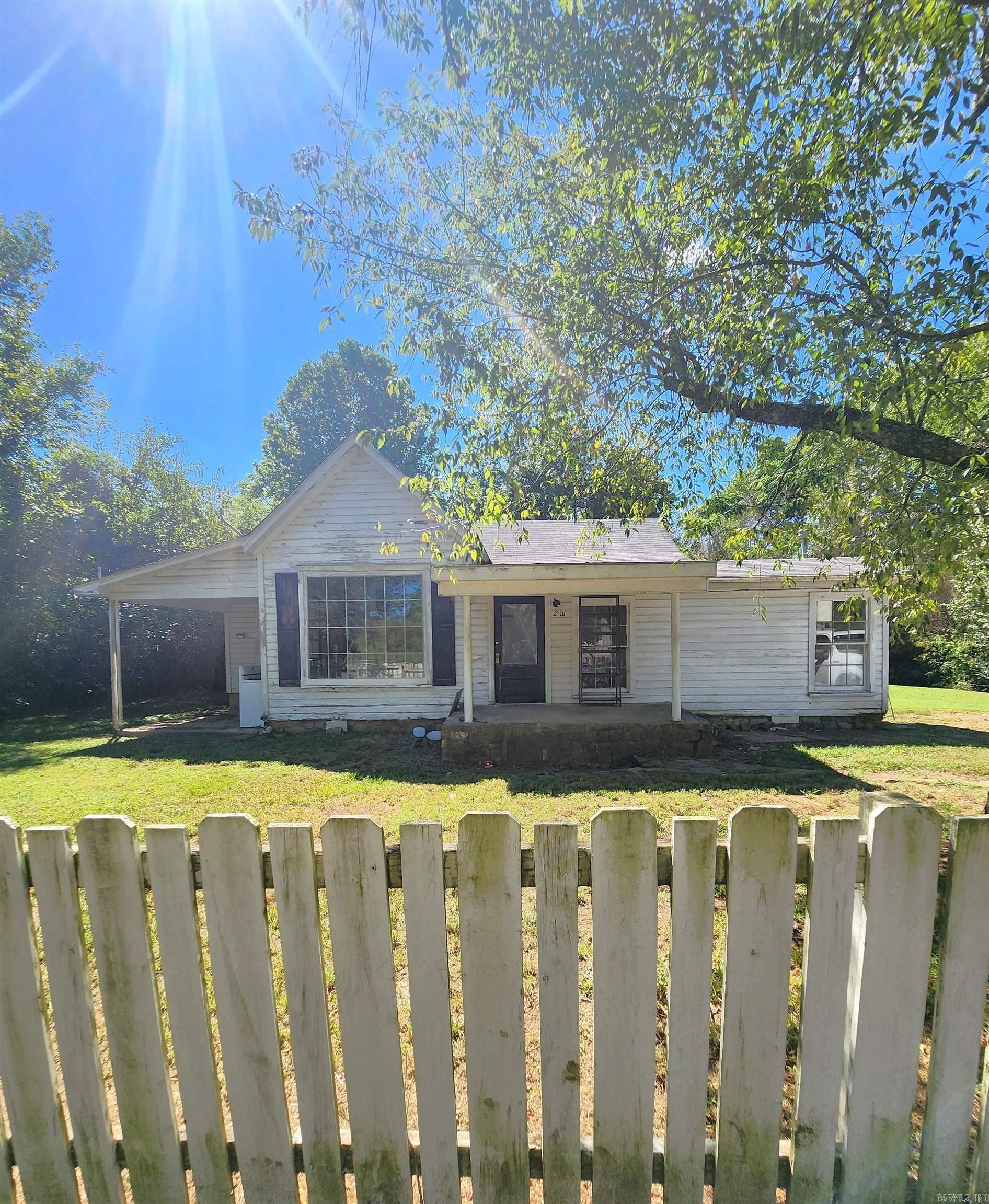 201 Mena Street, Mena, AR 71953 MLS 23031594 Land and Farm