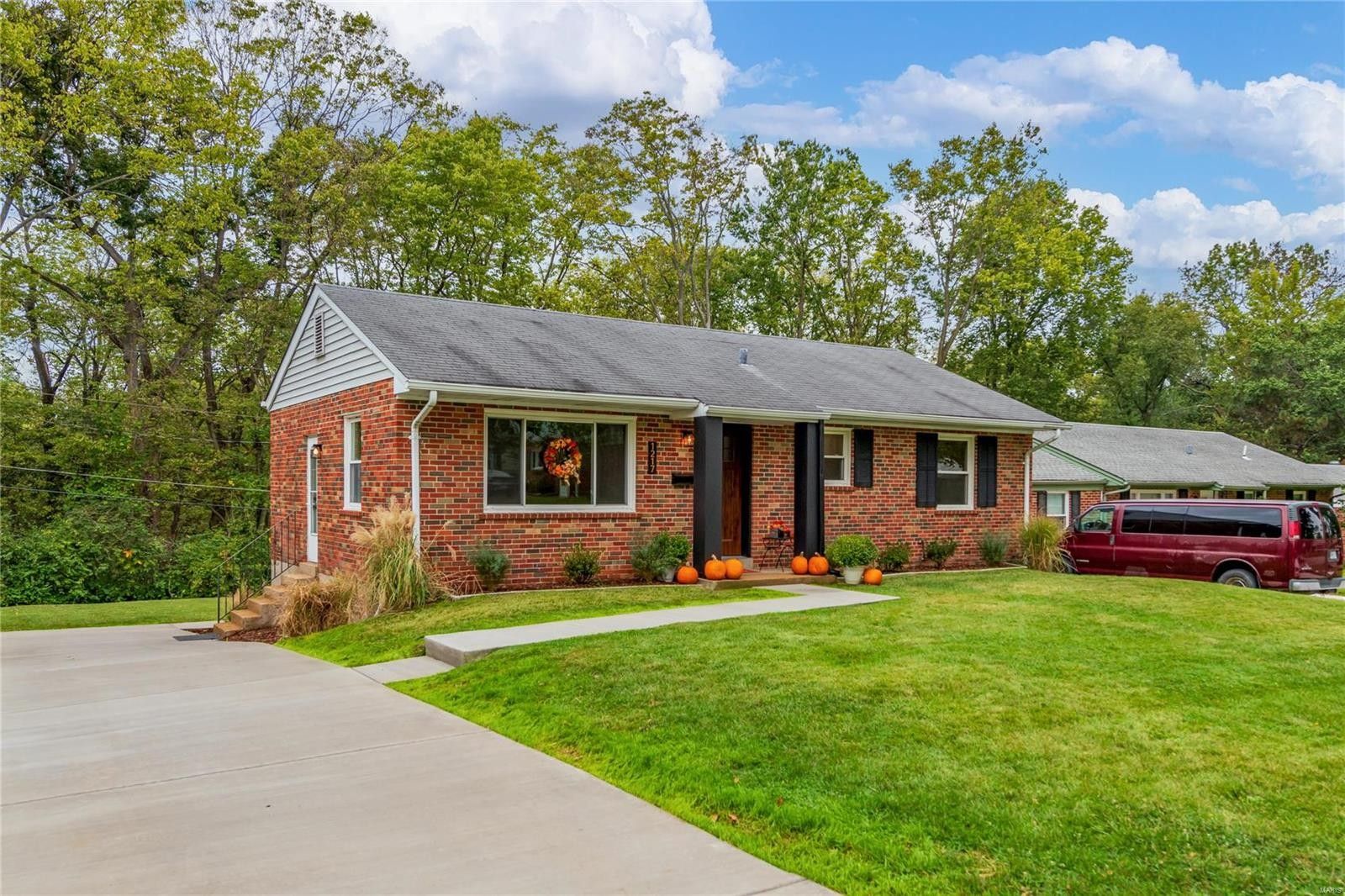 0.17 Acres, 1217 Kenyon Court, Rock Hill, MO 63119 Land and Farm