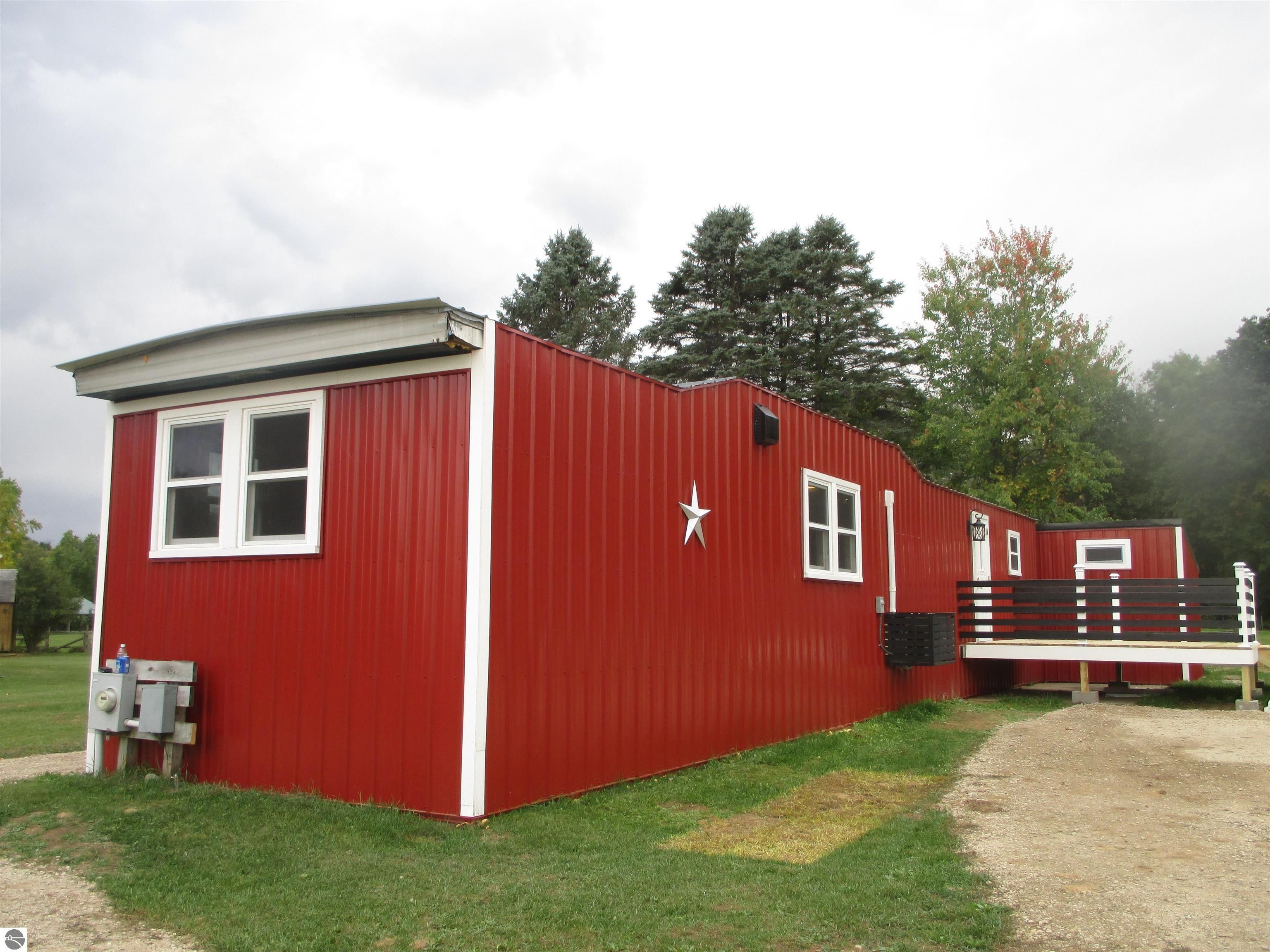 0.28 Acres, 1053 Duquesa Drive, Weidman, MI 48893 Land and Farm