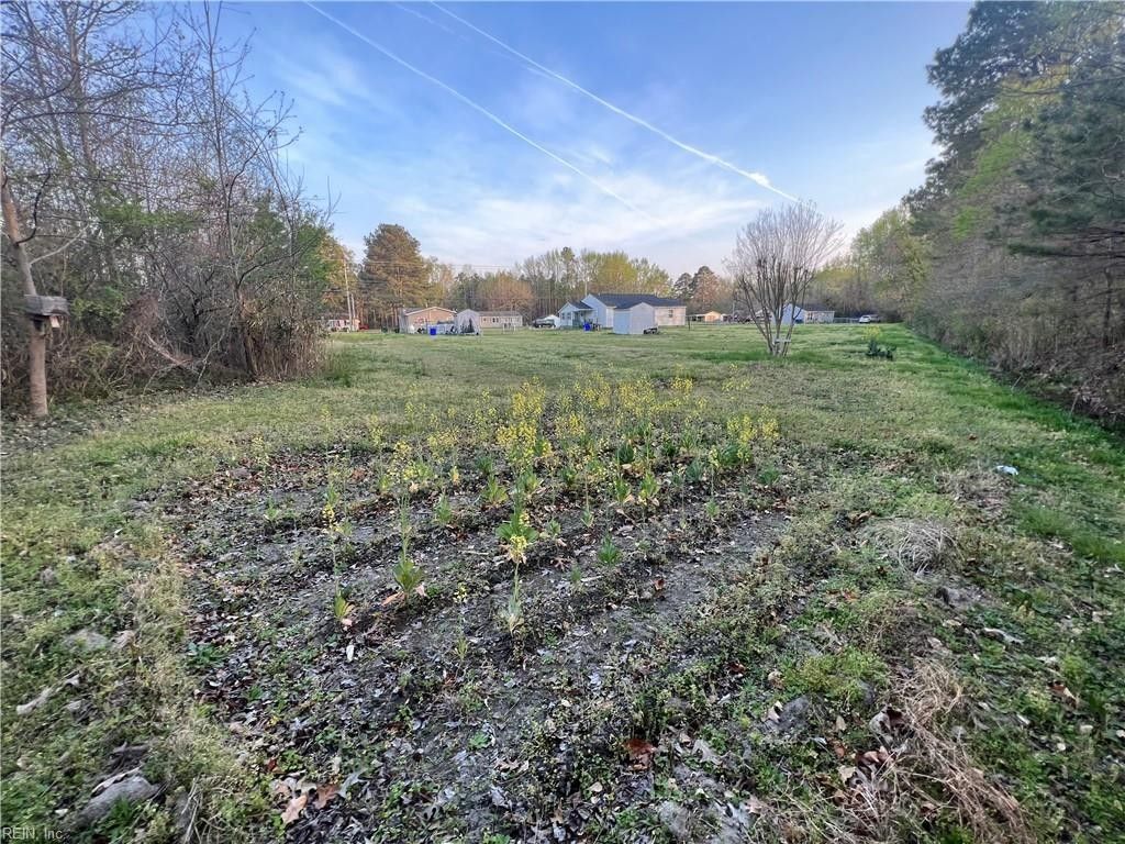 0.57 Acres, 57ac Nansemond Parkway, Suffolk, VA 23435 Land and Farm