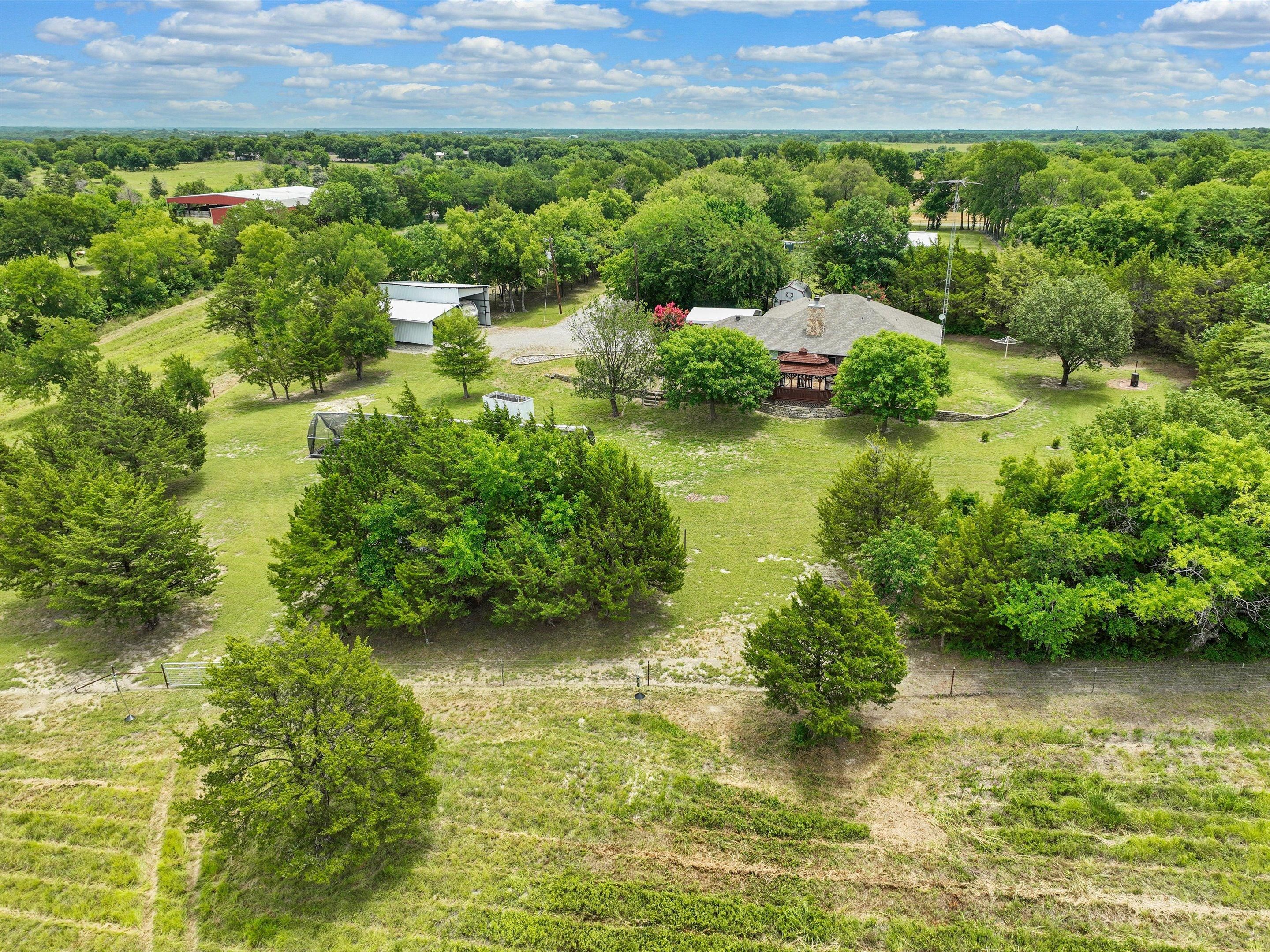 280 County Road 4615, Trenton, TX 75490 MLS 20433480 Land and Farm