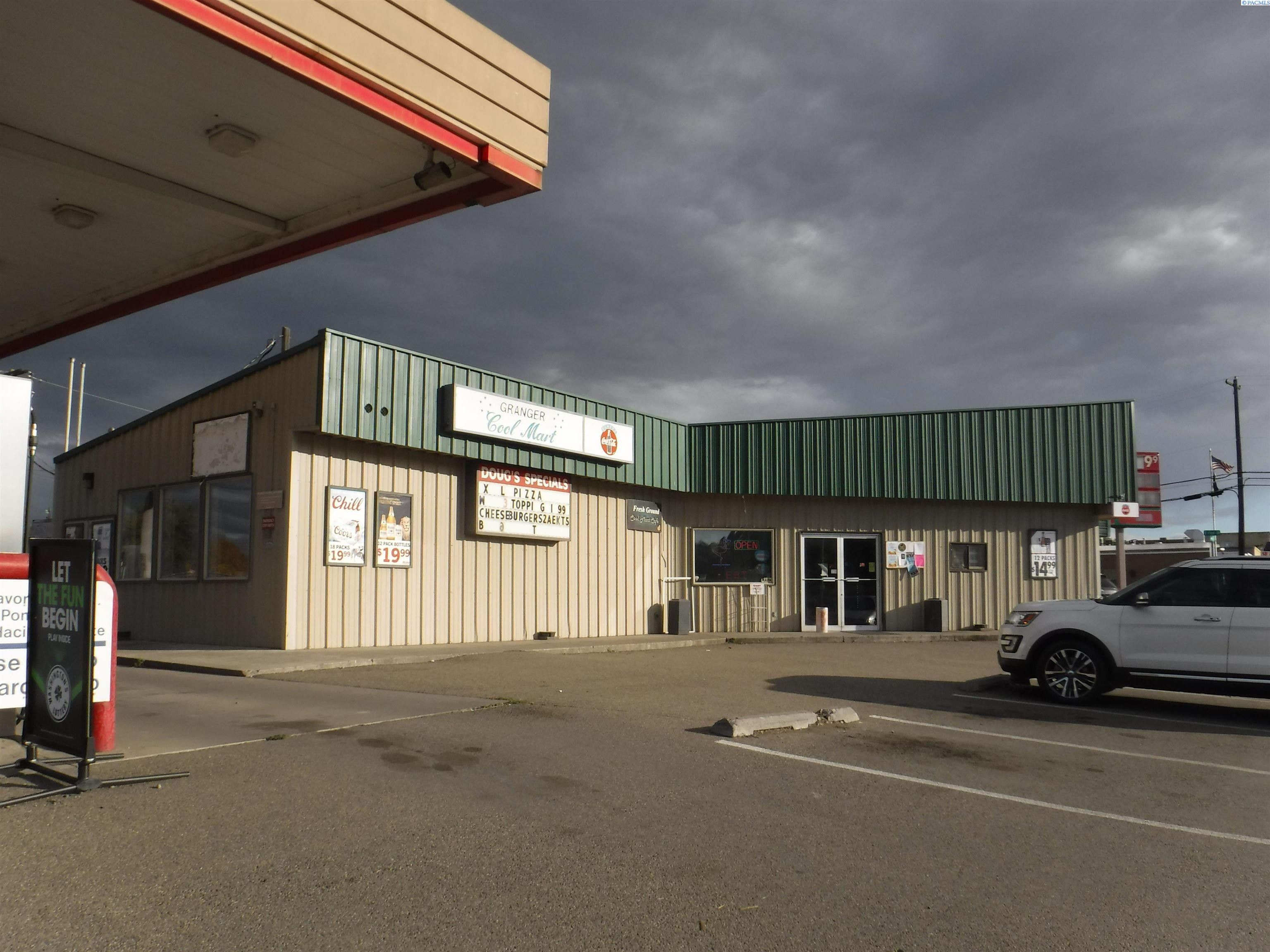 0.25 Acres, 101 & 103 E 1st st., Granger, WA 98932 Land and Farm