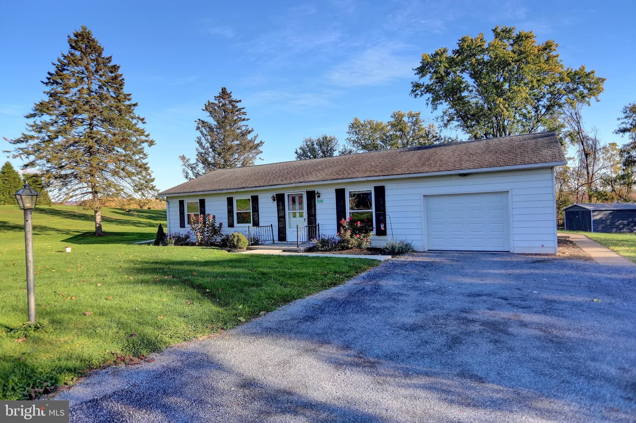 2 Acres, 5953 WILLIAM PENN HIGHWAY, Mifflintown, PA 17059 Land and Farm