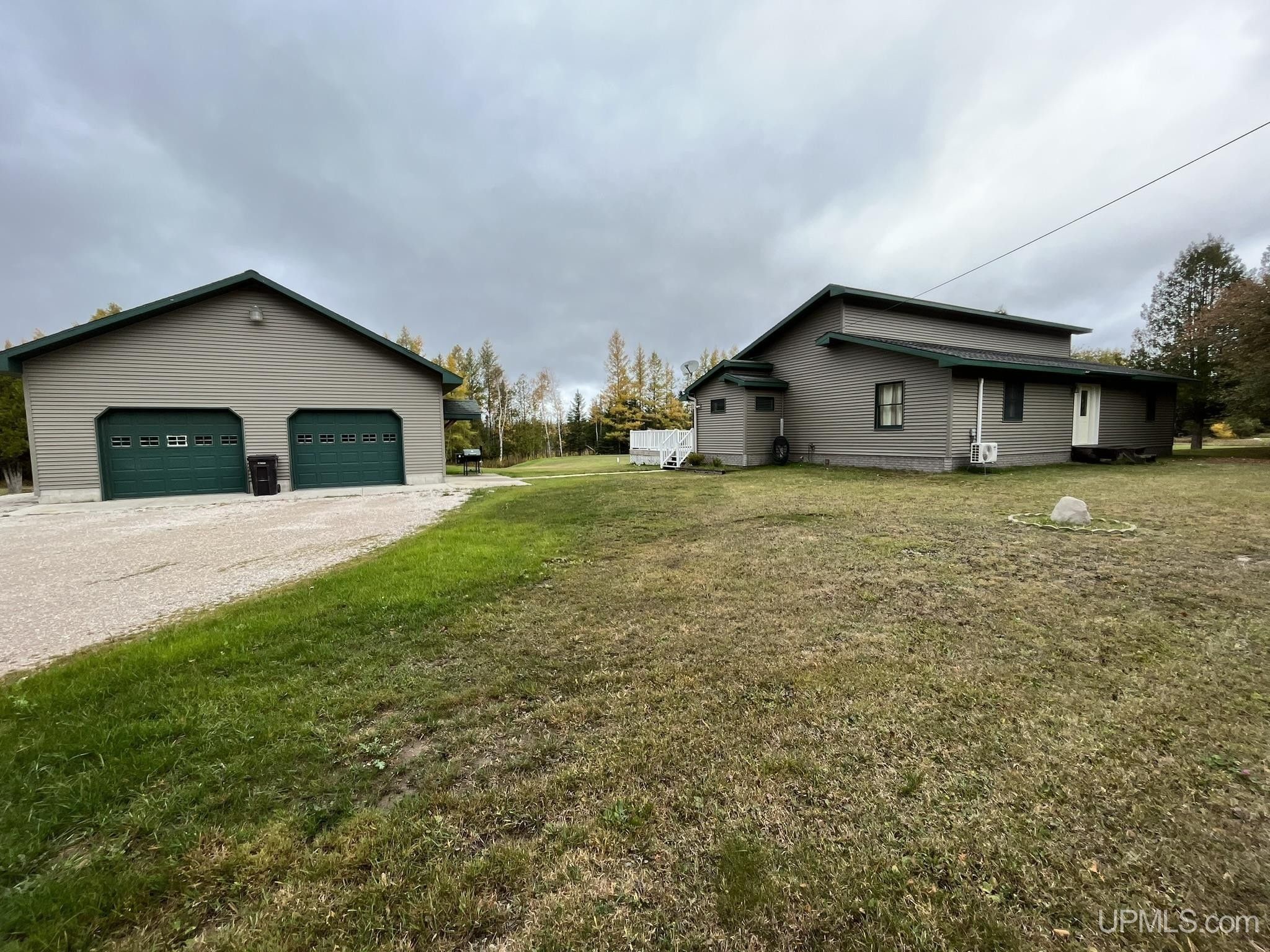 10 Acres, 5560W River Rd, Manistique, MI 49854 Land and Farm