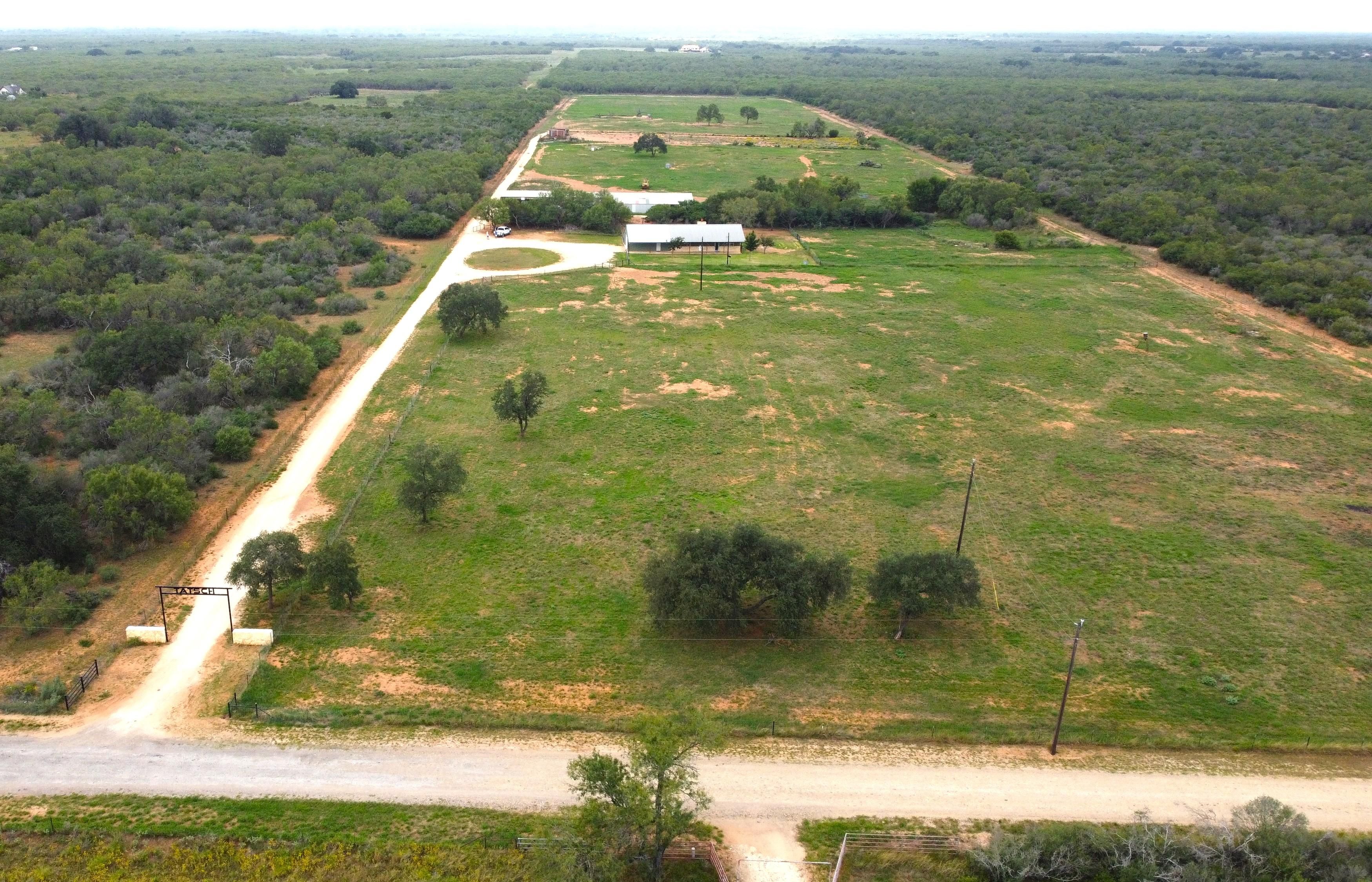 32 Acres, 1379 County Road 640, Yancey, TX 78886 Land and Farm