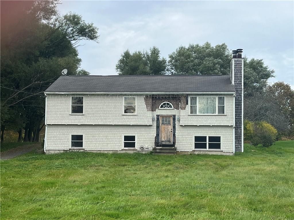 1.57 Acres, 136 Old Mill Lane, Portsmouth, RI 02871 Land and Farm