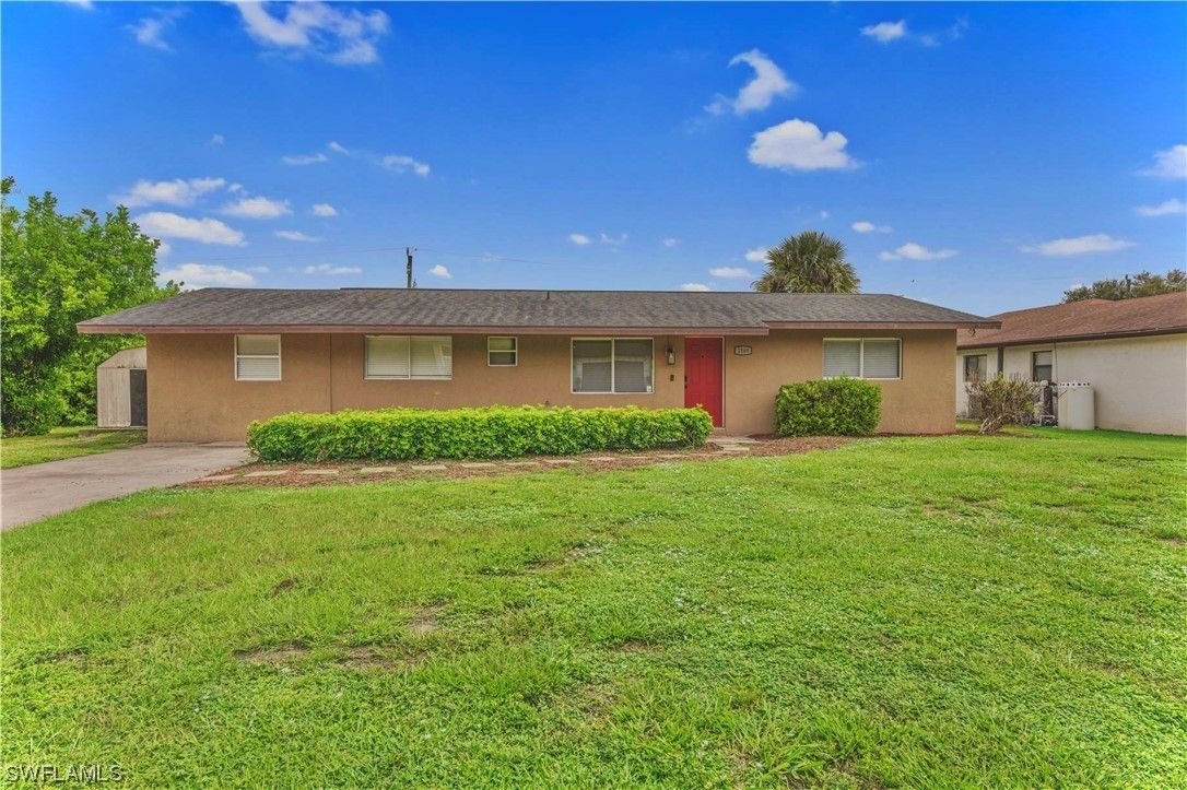 0.25 Acres, 2169 Wyandotte Avenue, Alva, FL 33920 Land and Farm