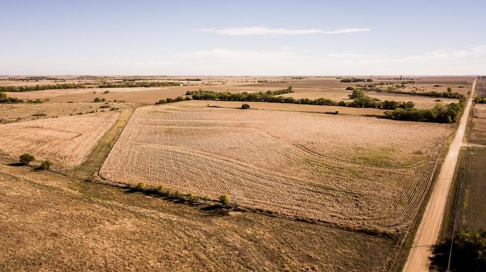 000 E Hobbs Creek Road, Assaria, KS 67416 MLS Saline 77 Land and Farm